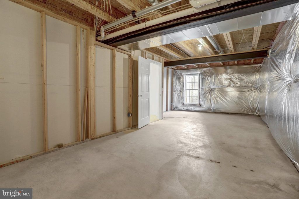 listing image 80