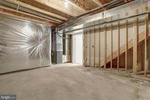 listing image 79