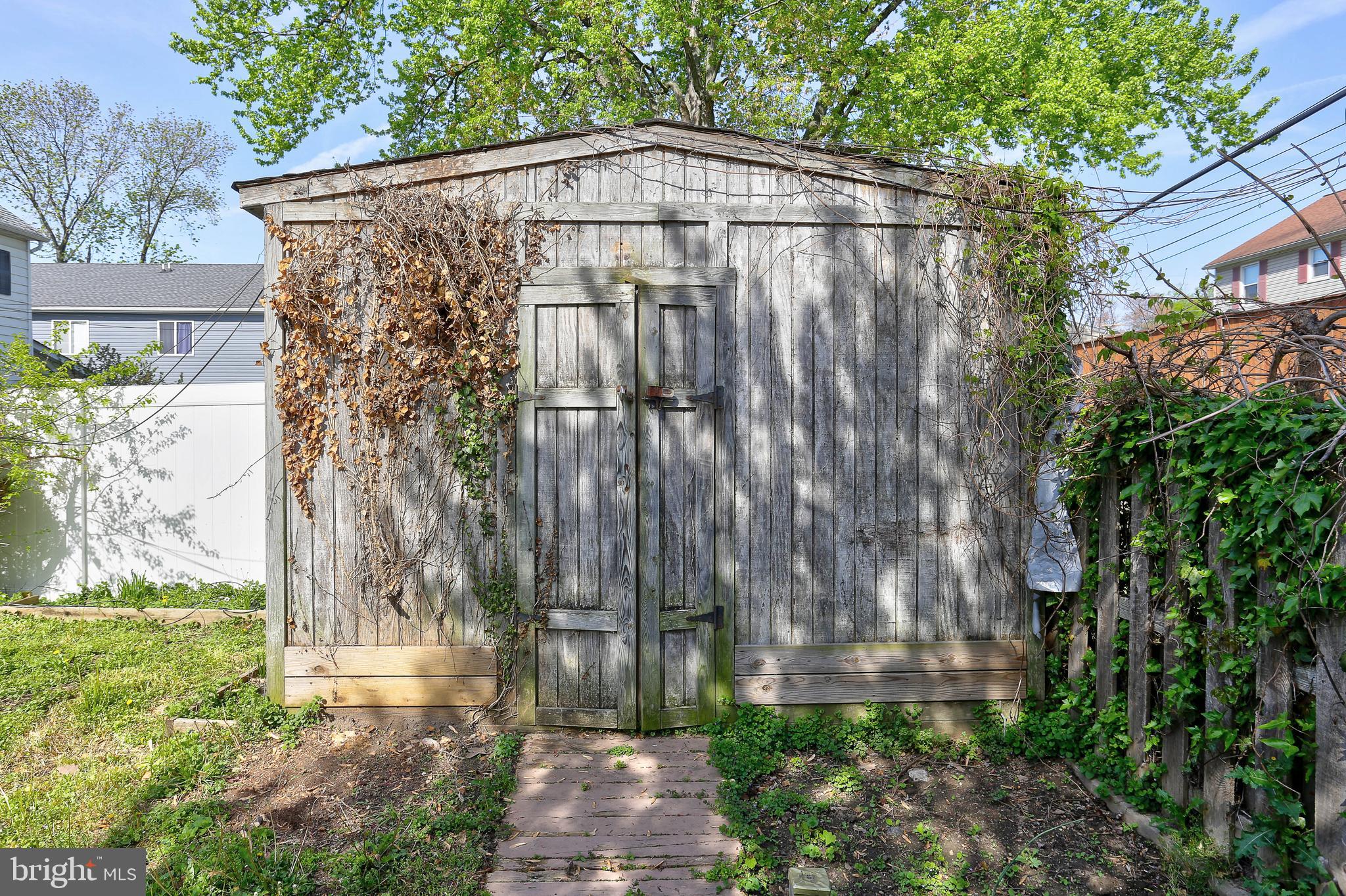 JOSHUA - Residential