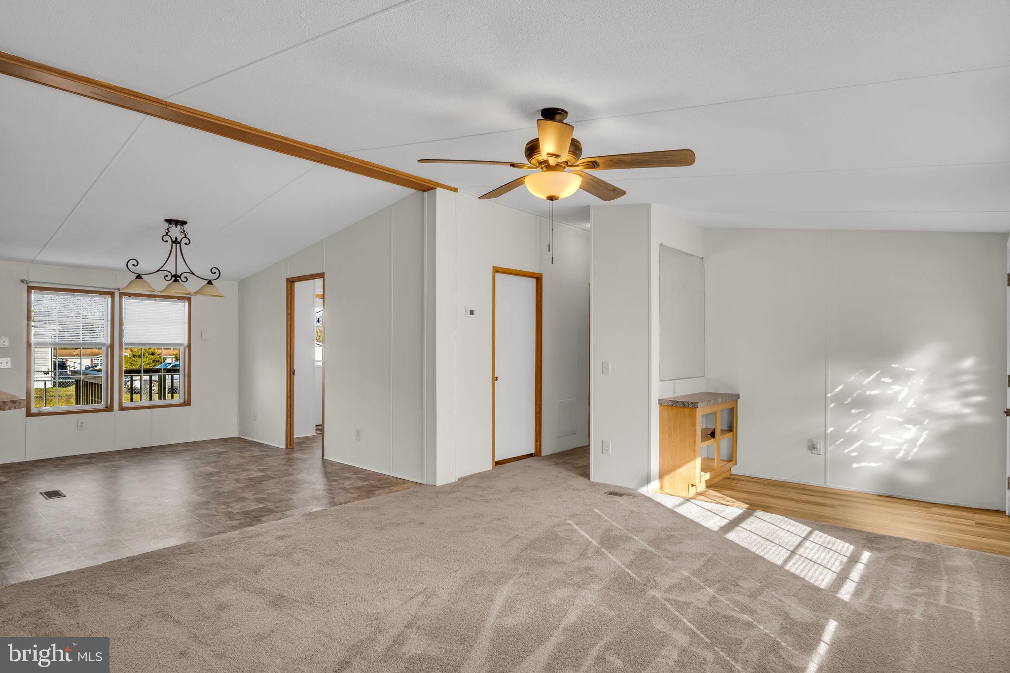 COUNTRY VIEW MHP - Residential