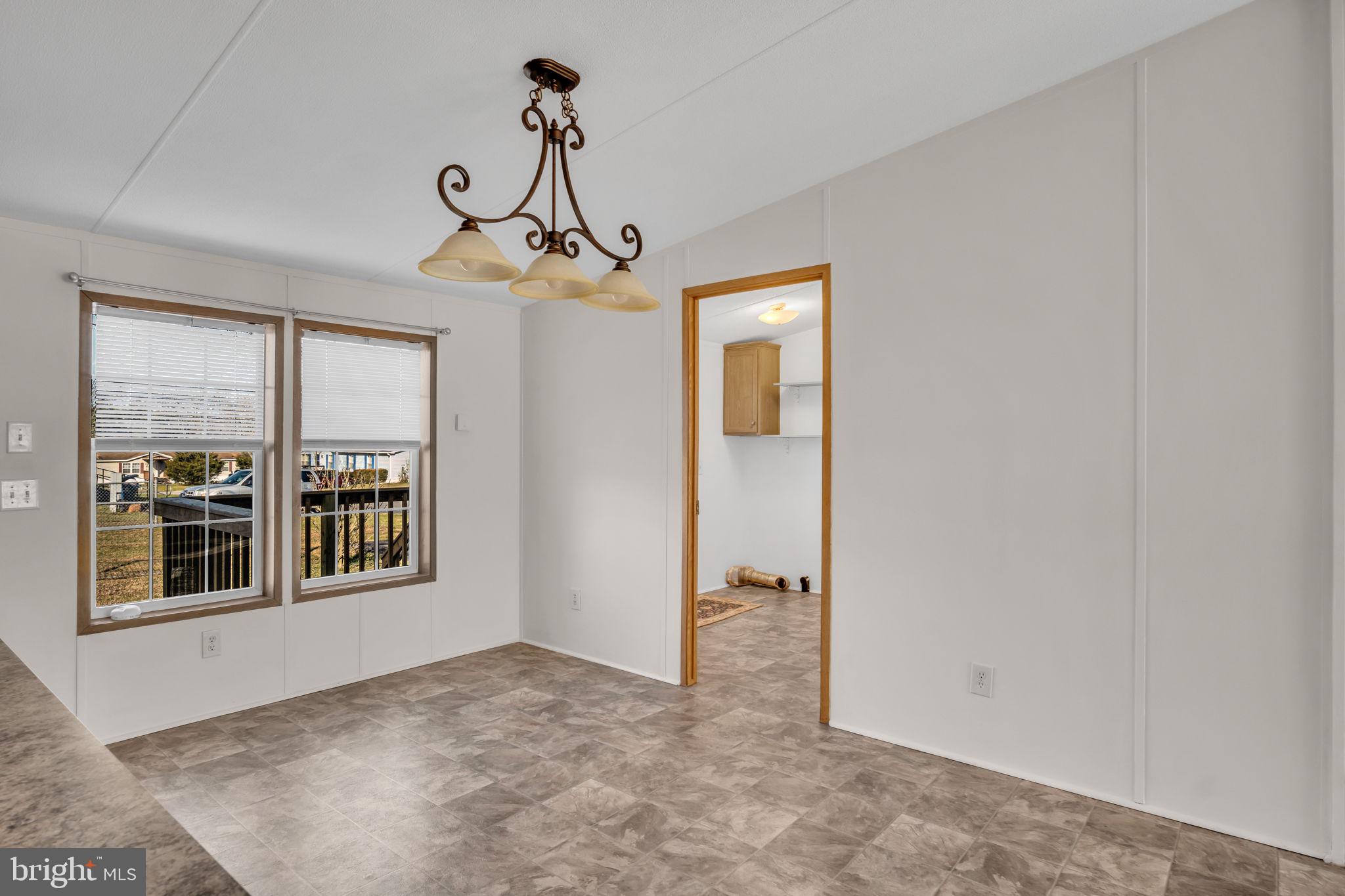 COUNTRY VIEW MHP - Residential