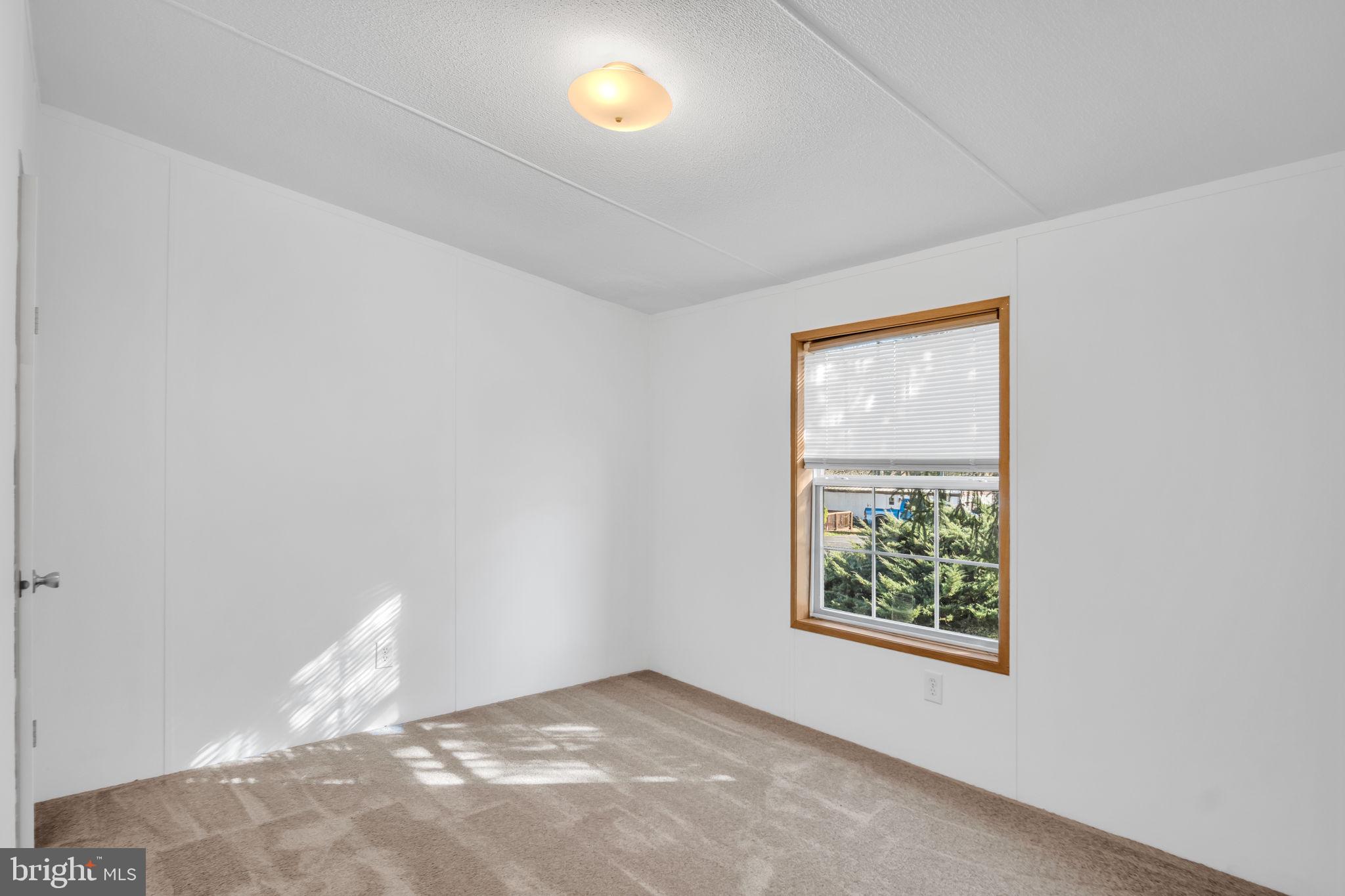 COUNTRY VIEW MHP - Residential