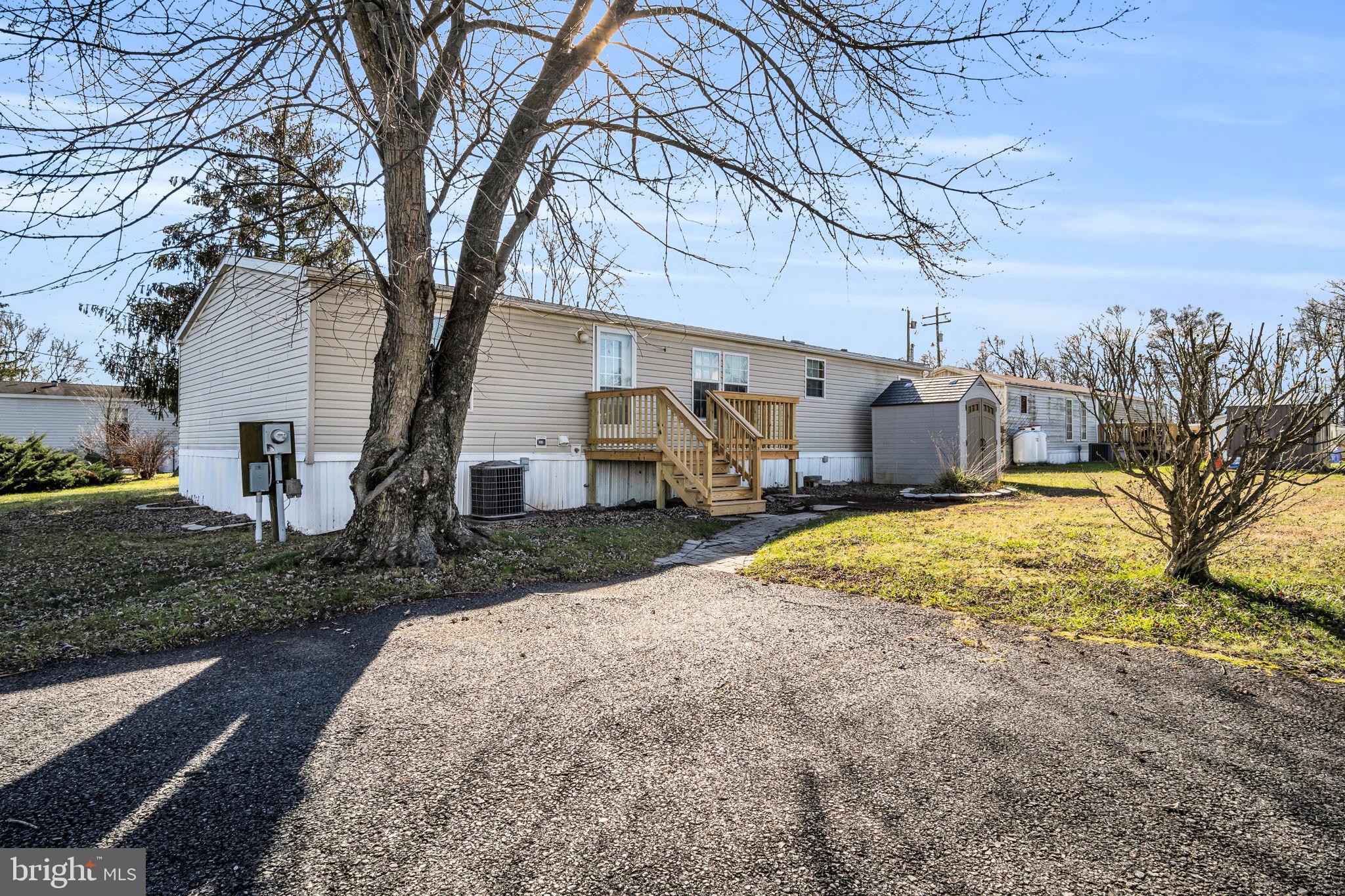 COUNTRY VIEW MHP - Residential