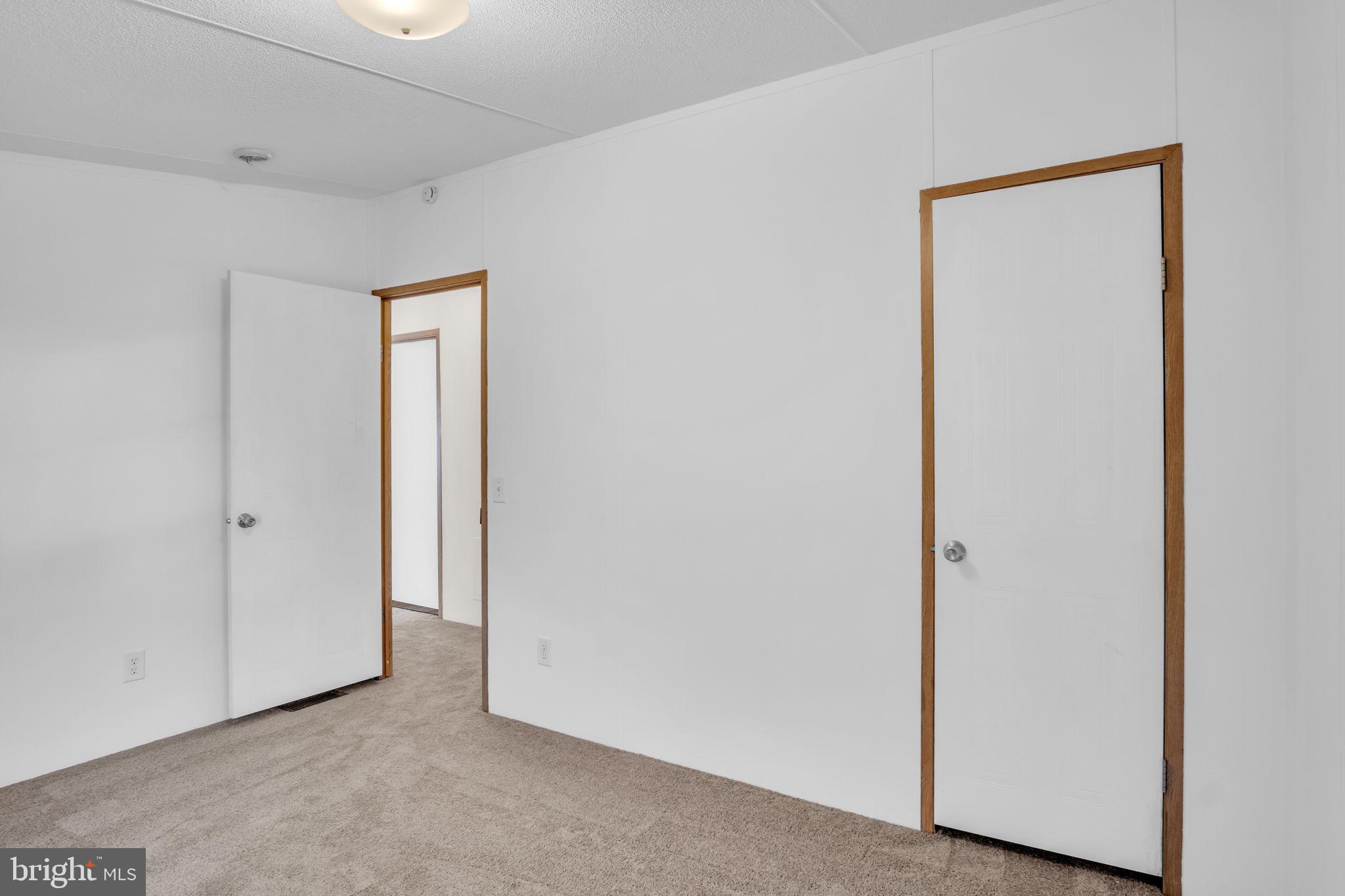 COUNTRY VIEW MHP - Residential