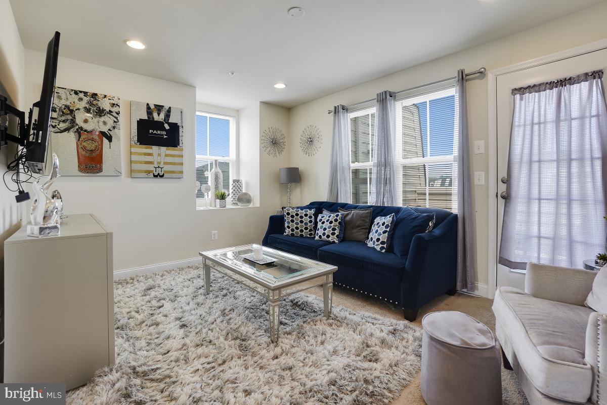 EASTCHURCH - Residential Lease