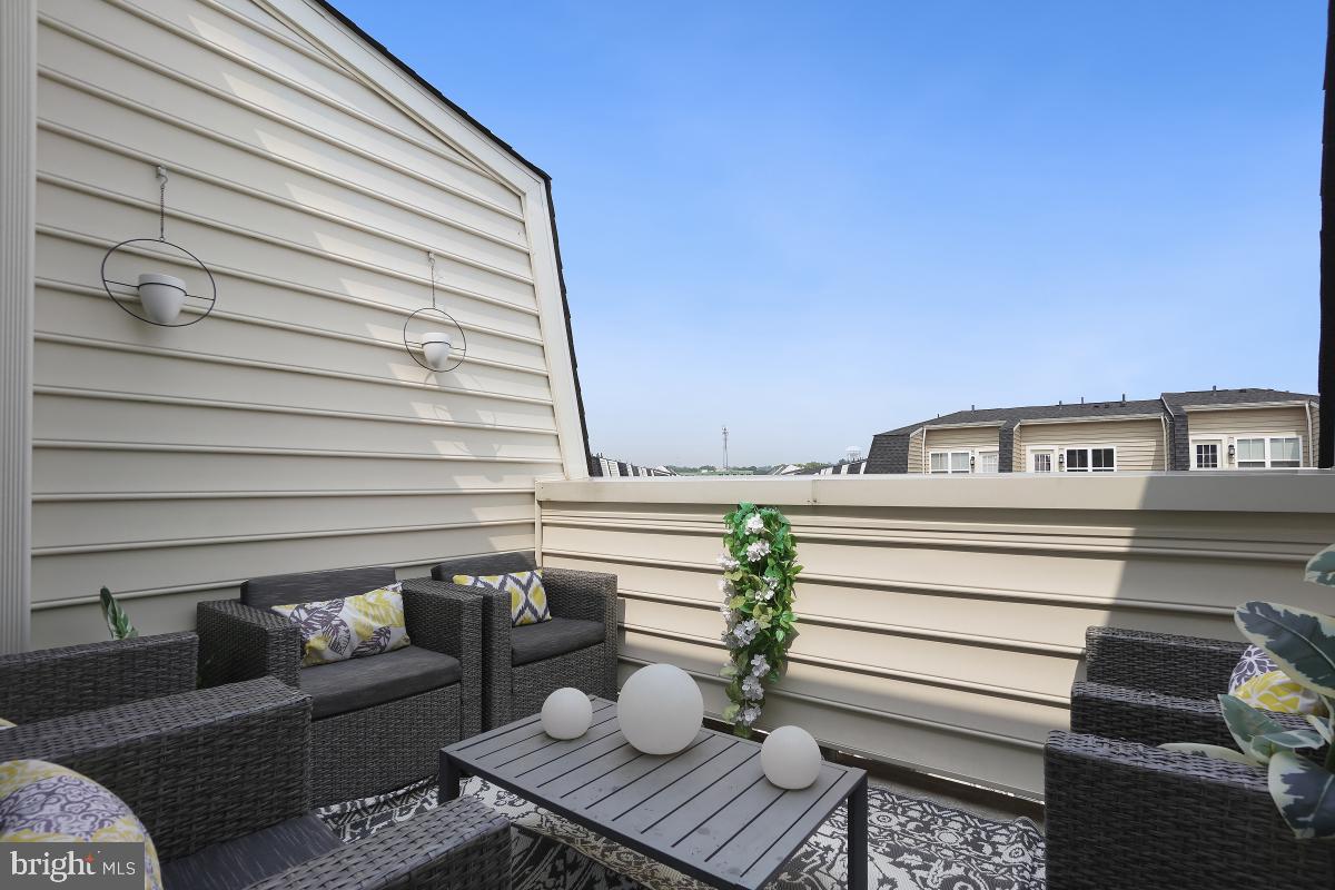 EASTCHURCH - Residential Lease