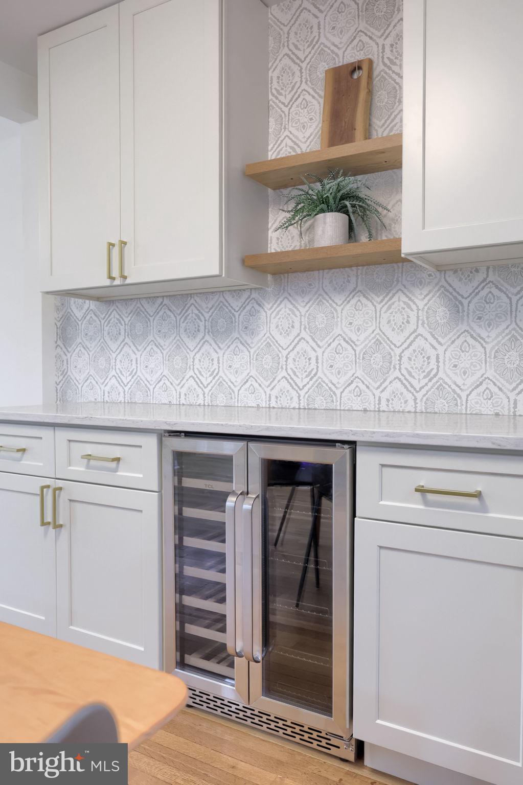 SCHOOL LANE HILLS - Residential