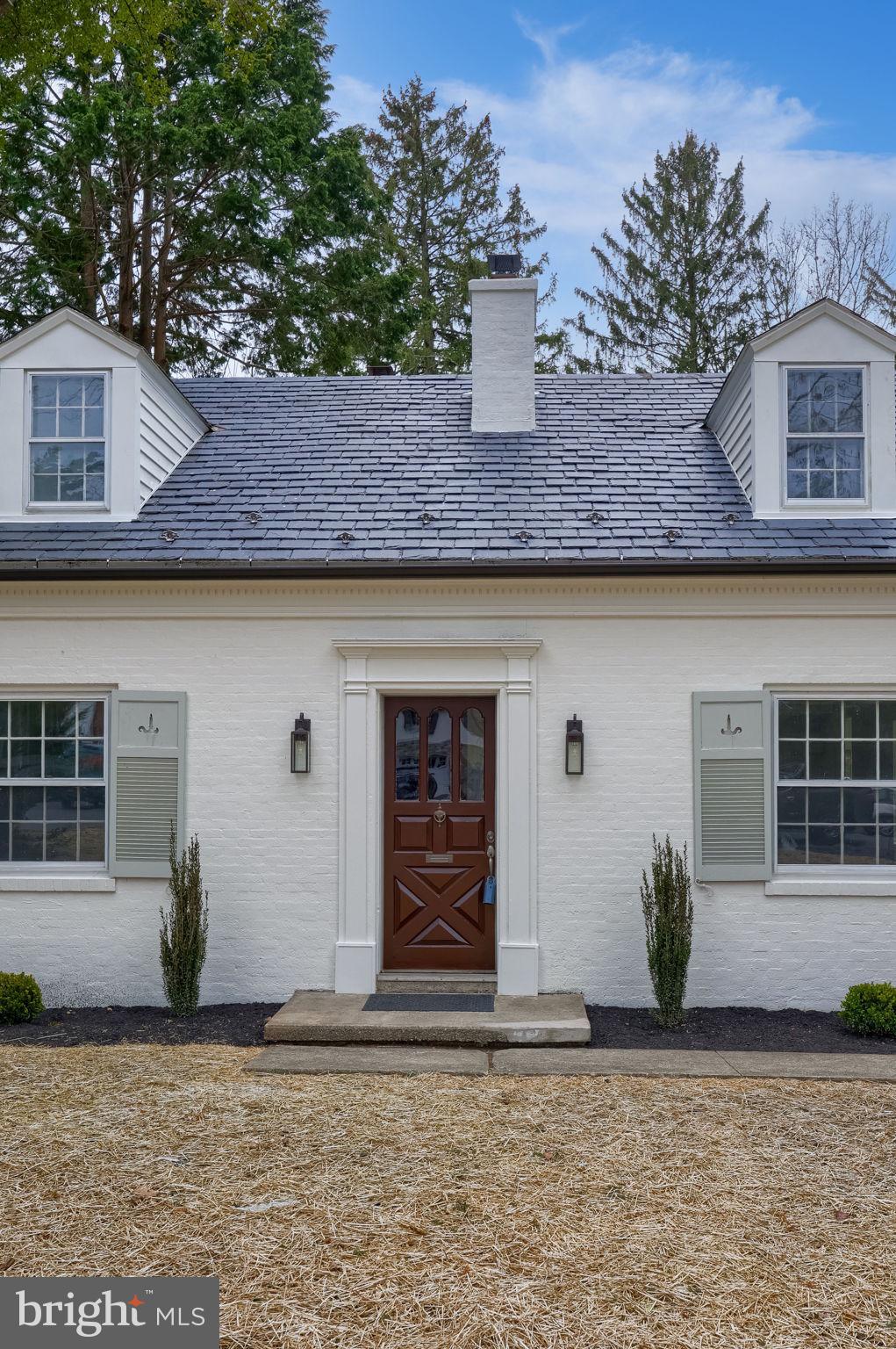 SCHOOL LANE HILLS - Residential