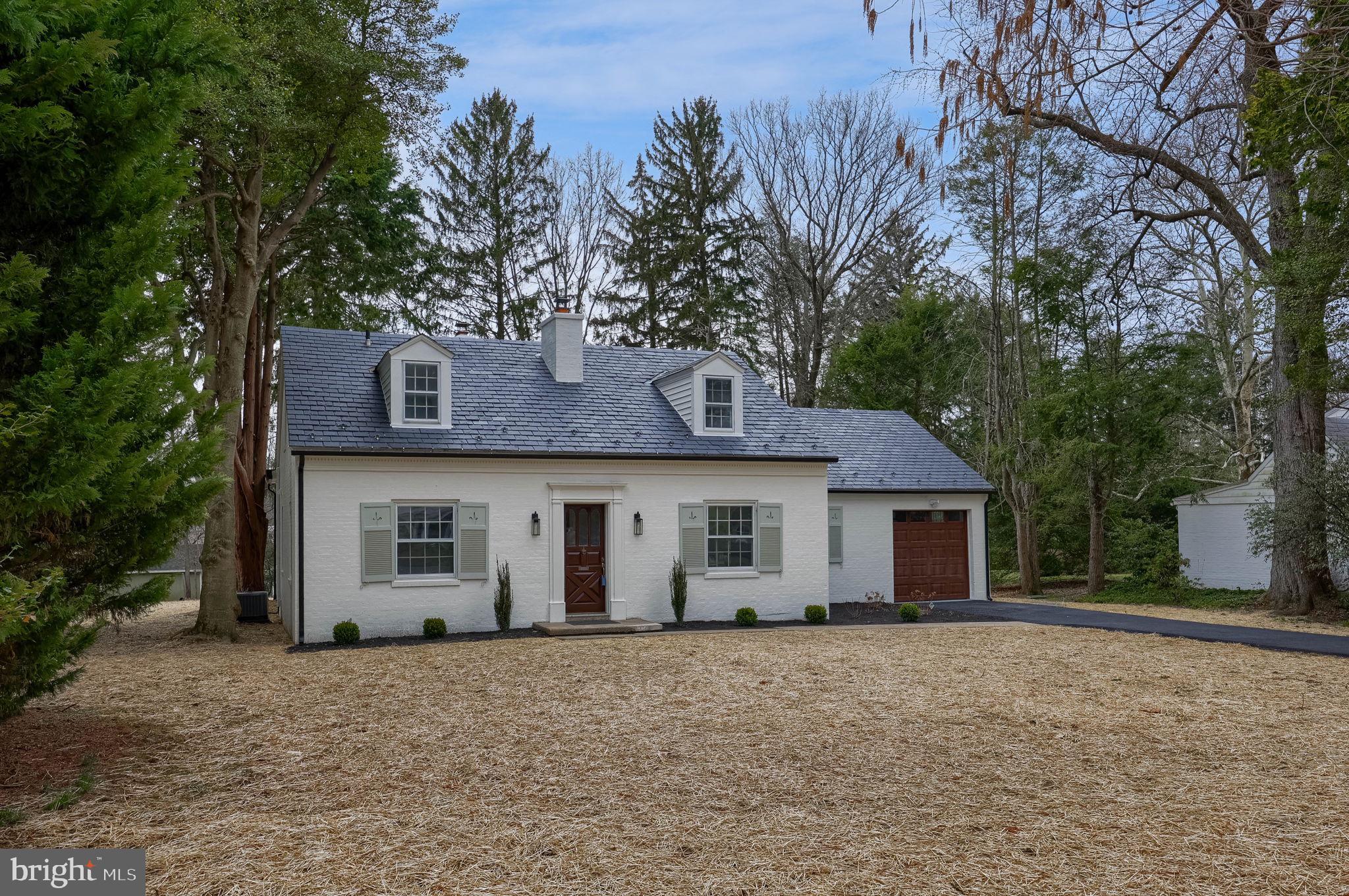 SCHOOL LANE HILLS - Residential