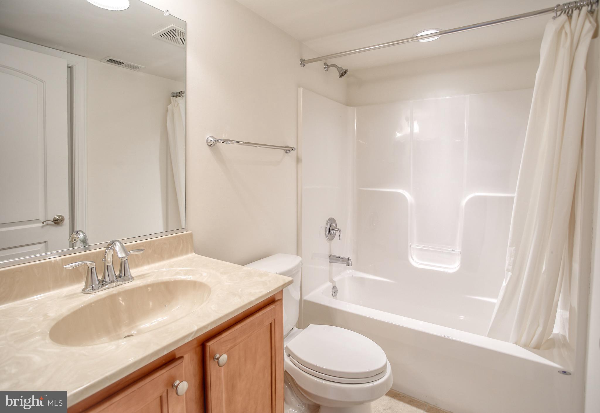 BULLE ROCK - Residential Lease