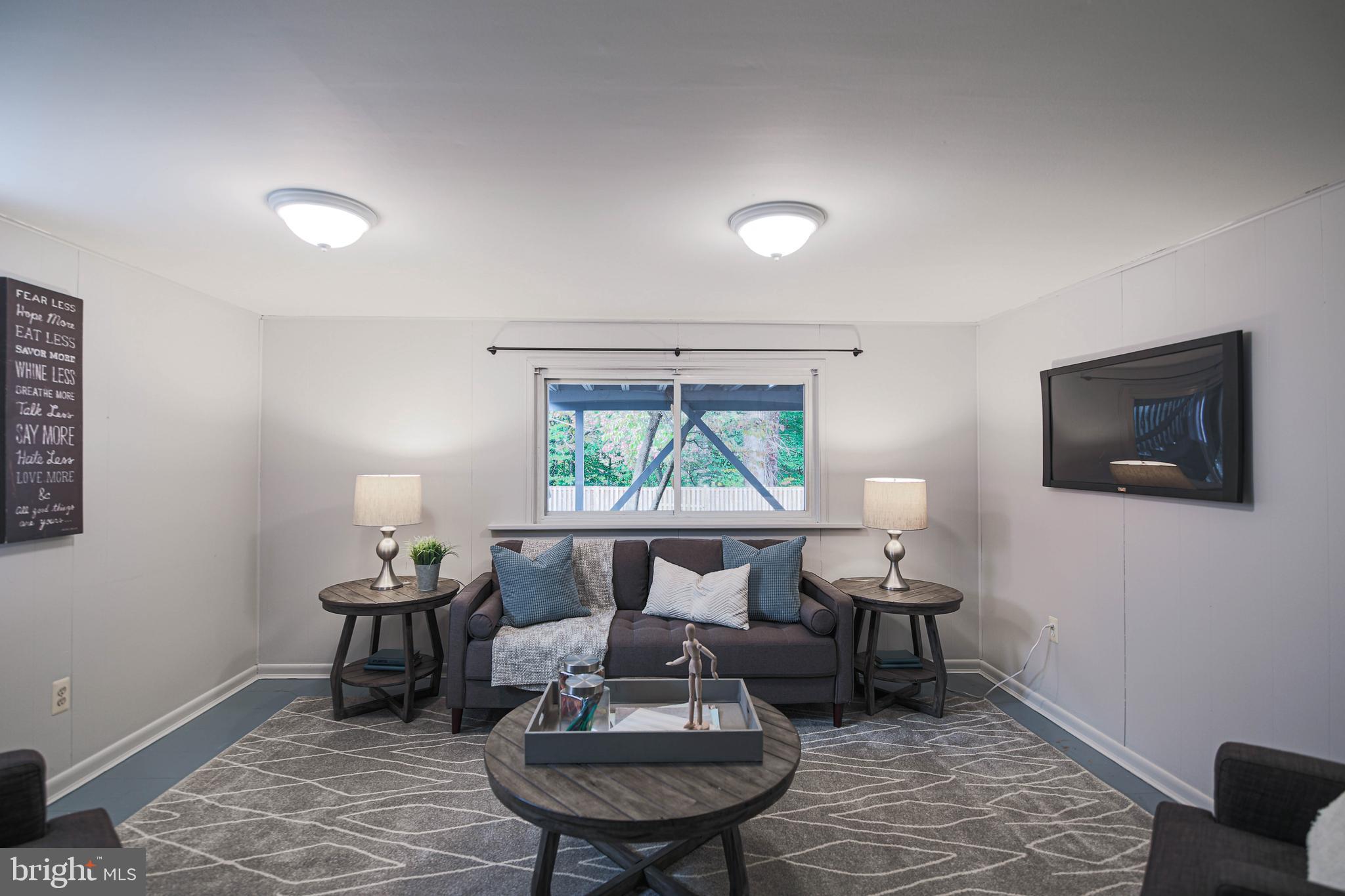 NORTH SPRINGFIELD - Residential