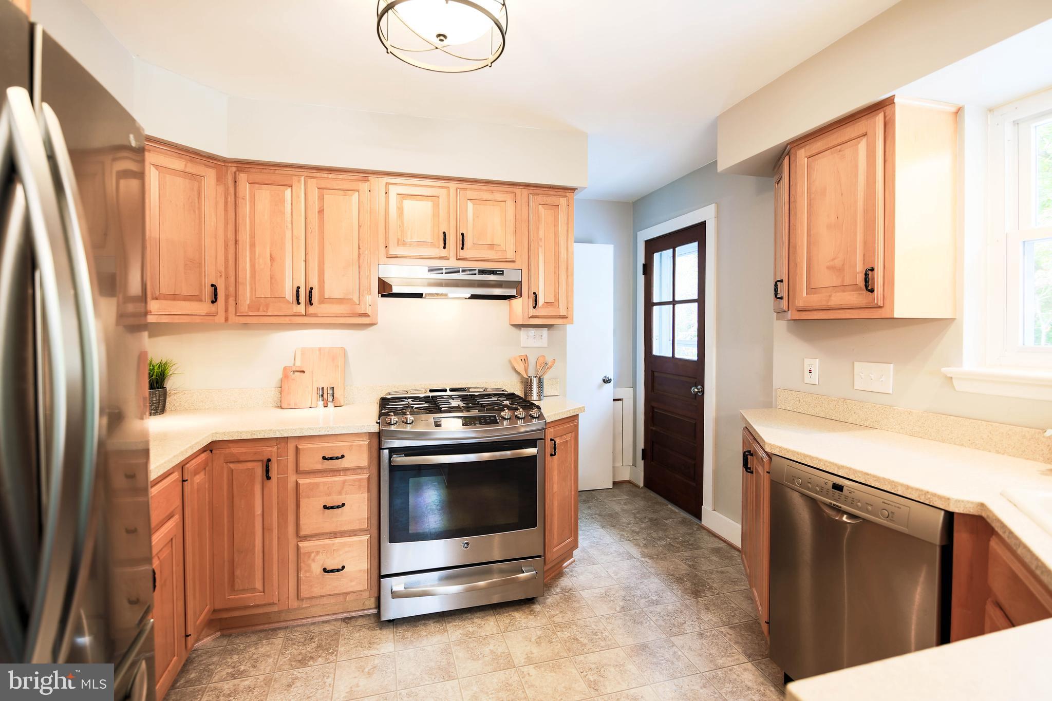 NORTH SPRINGFIELD - Residential