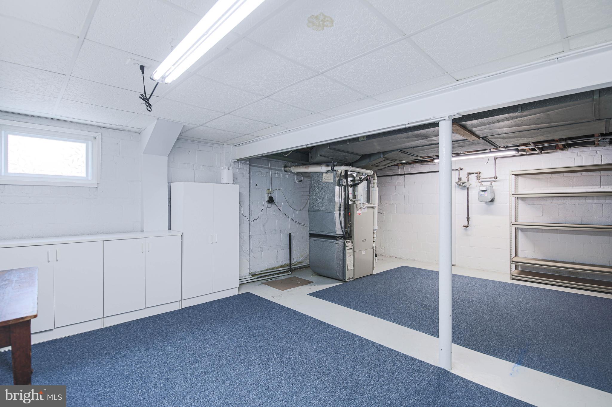 NORTH SPRINGFIELD - Residential