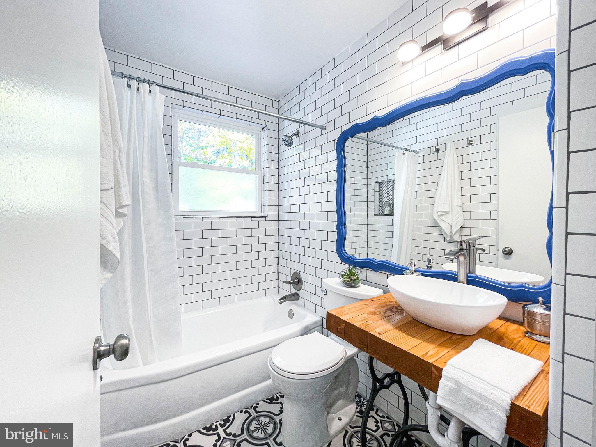 NORTH SPRINGFIELD - Residential