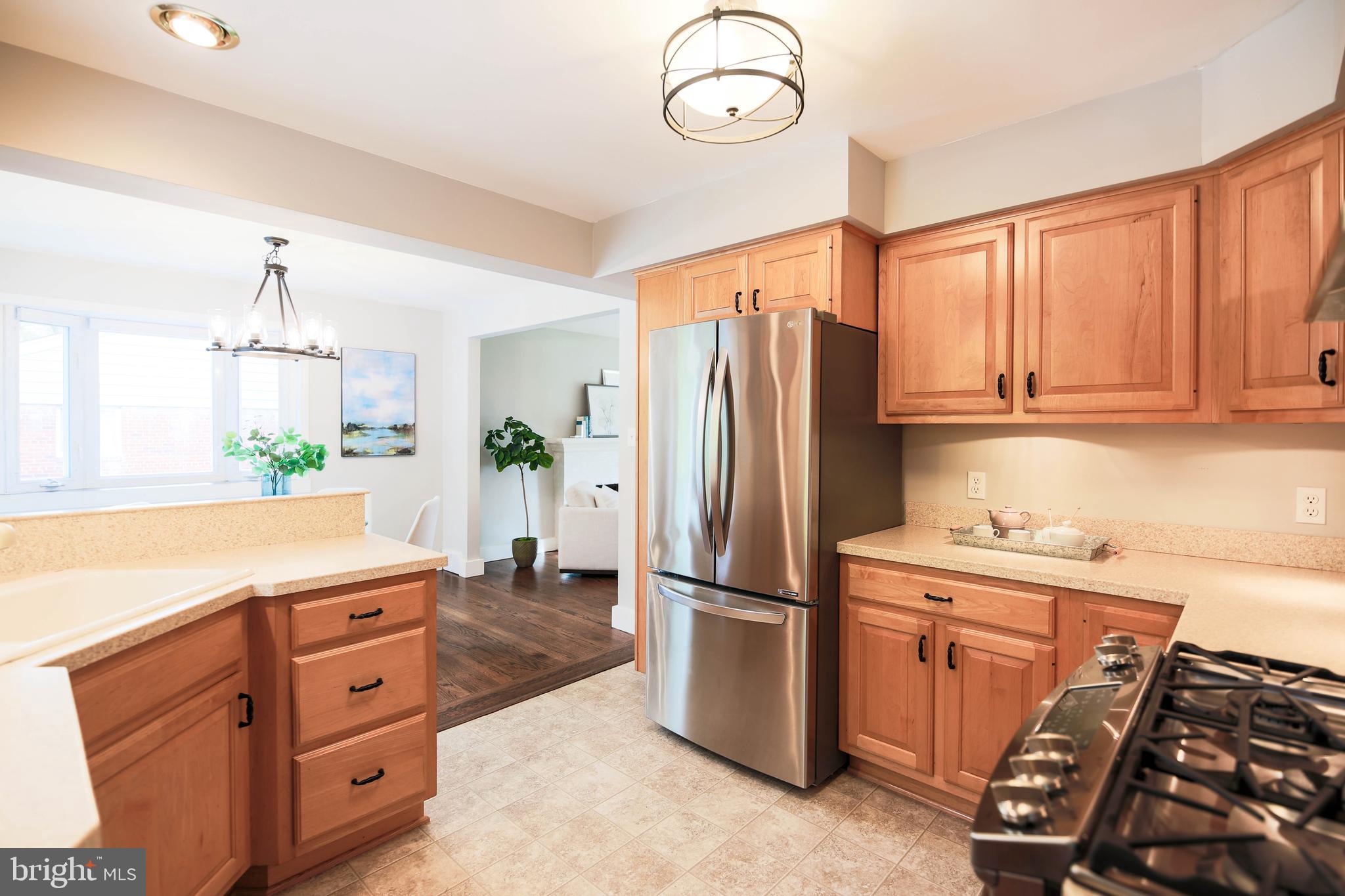 NORTH SPRINGFIELD - Residential