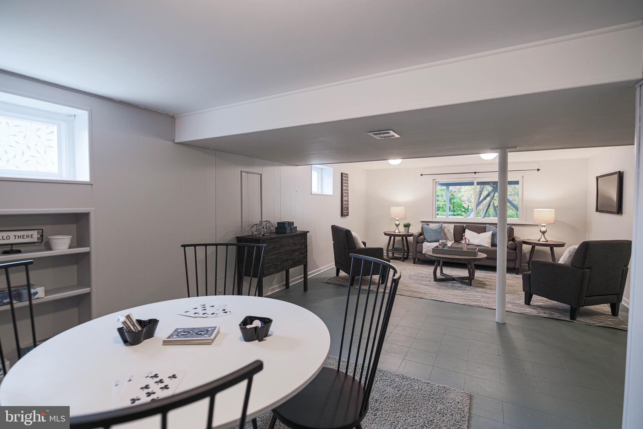 NORTH SPRINGFIELD - Residential