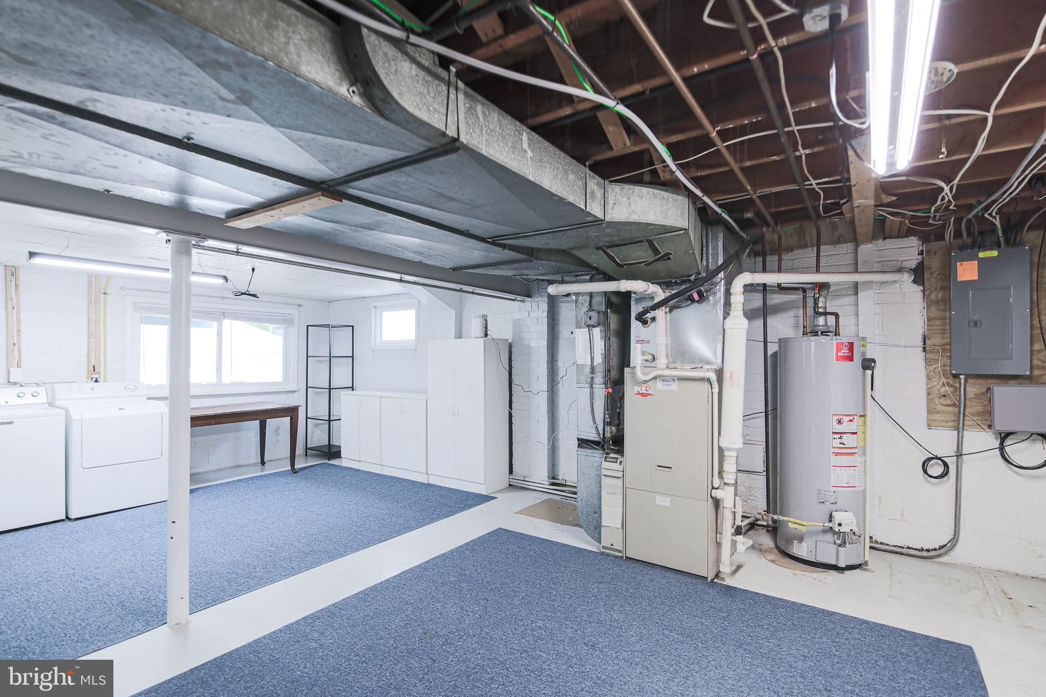 NORTH SPRINGFIELD - Residential