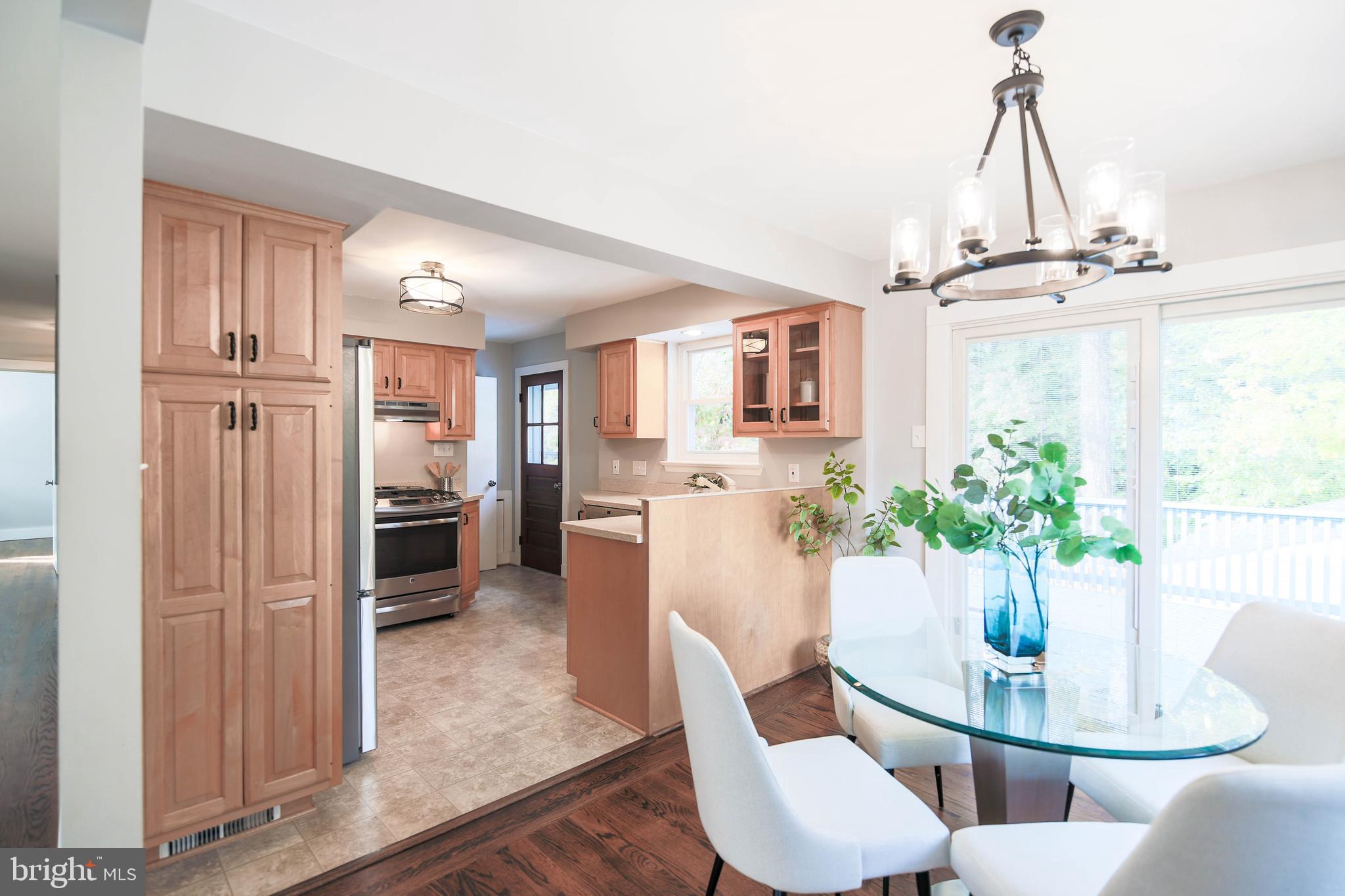 NORTH SPRINGFIELD - Residential