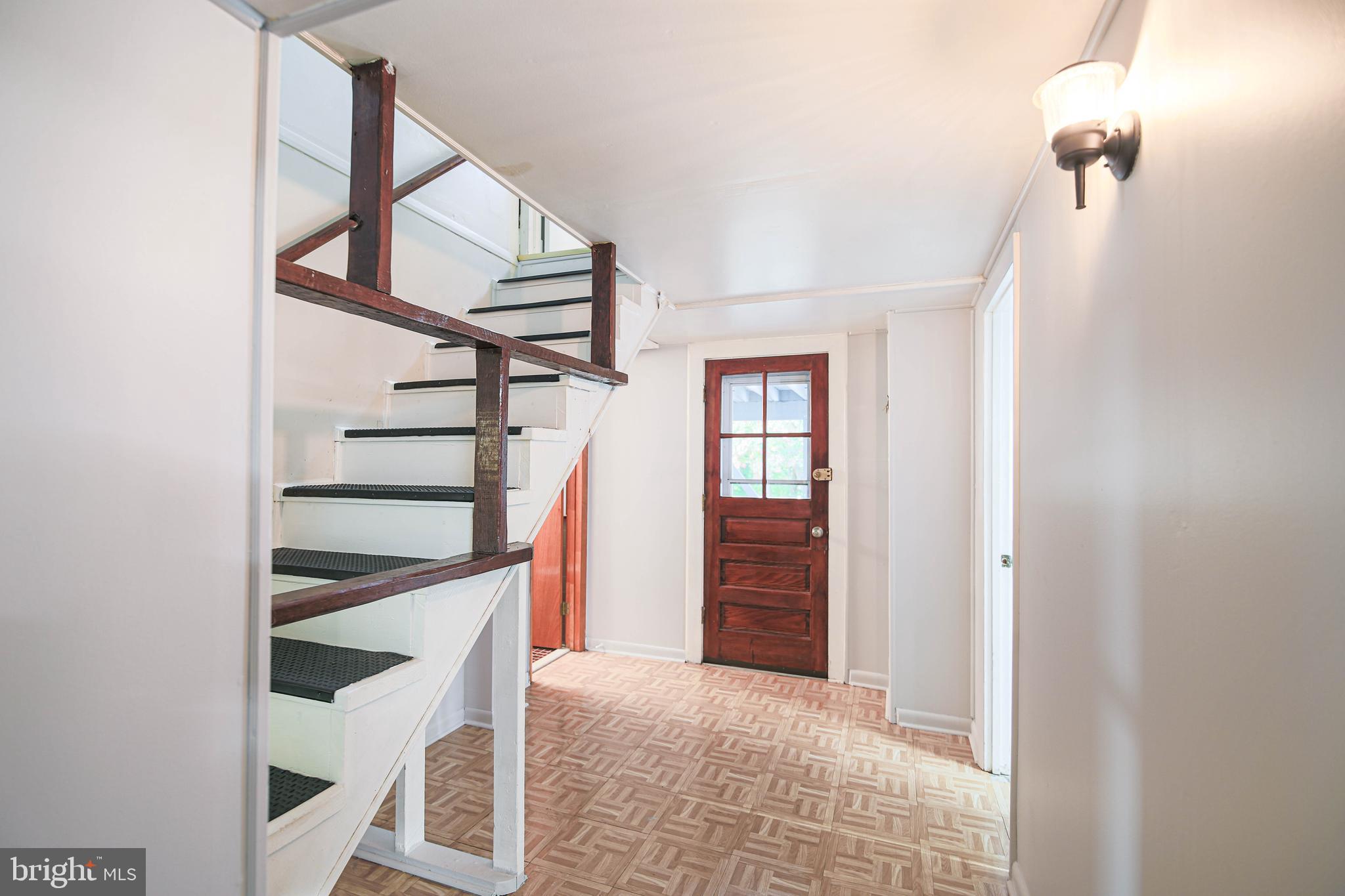 NORTH SPRINGFIELD - Residential