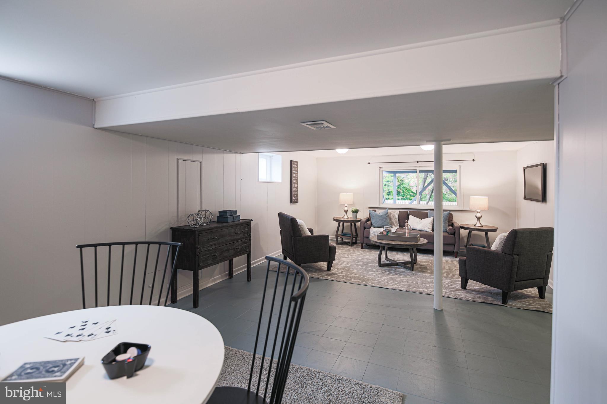 NORTH SPRINGFIELD - Residential