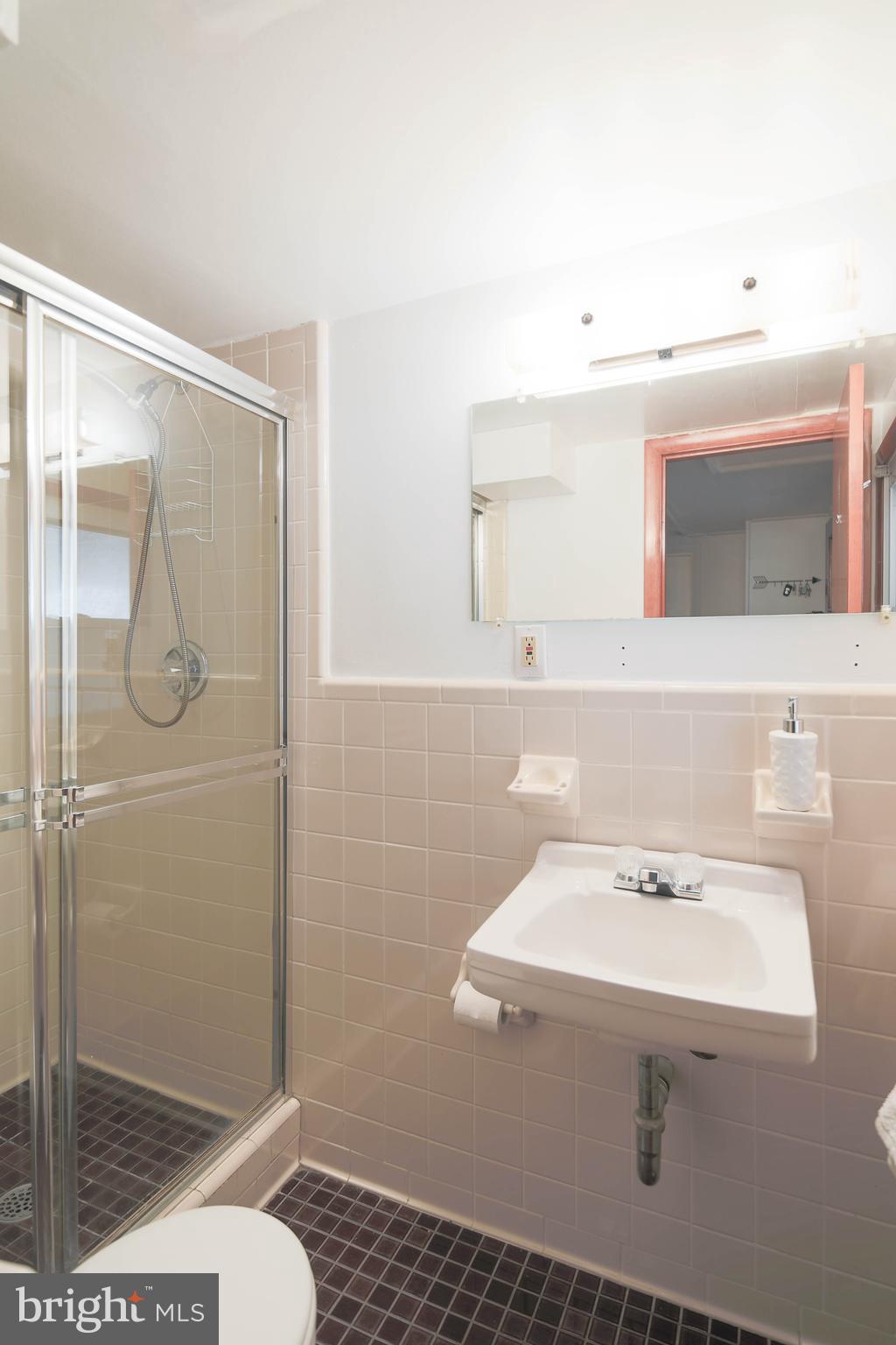 NORTH SPRINGFIELD - Residential