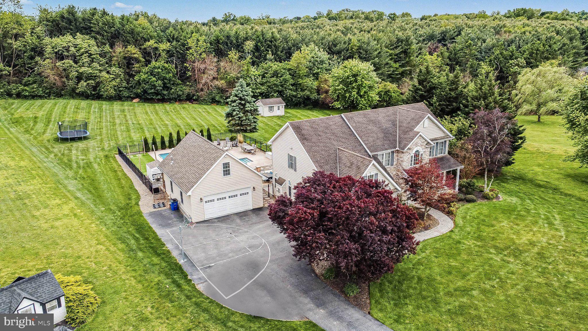 57 E SUMMIT DRIVE