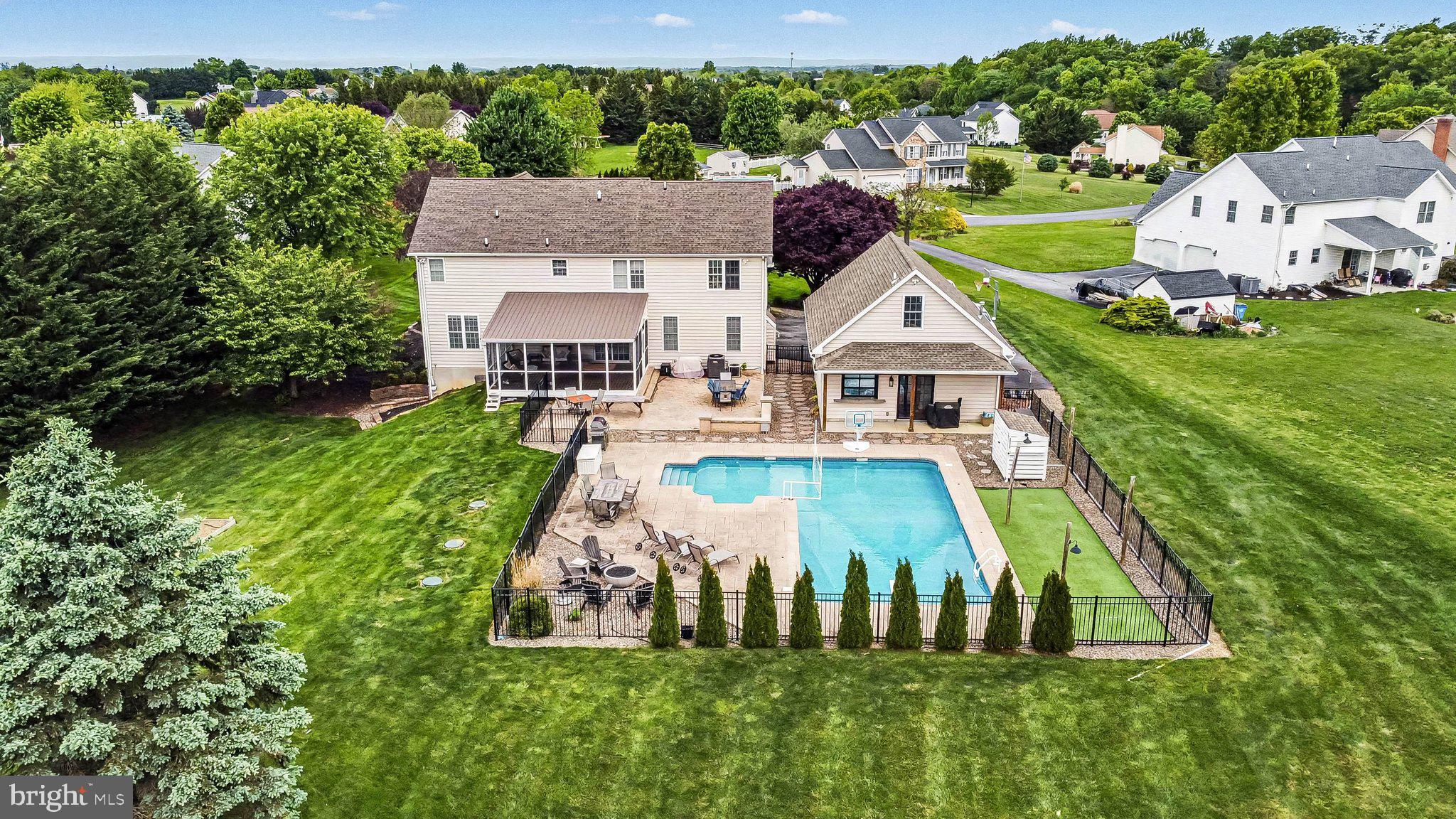 57 E SUMMIT DRIVE