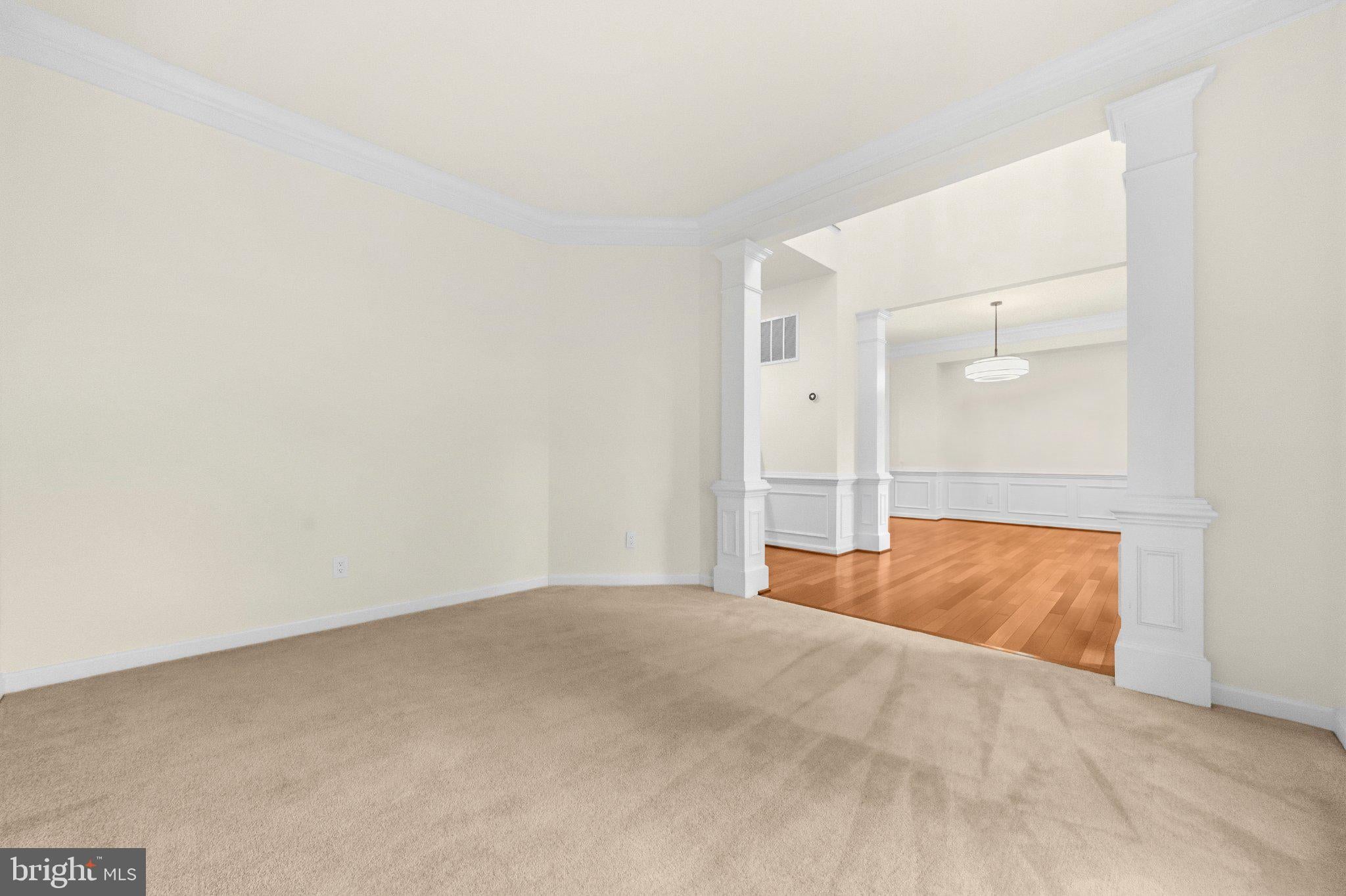 8157 DOUGLAS FIR DRIVE