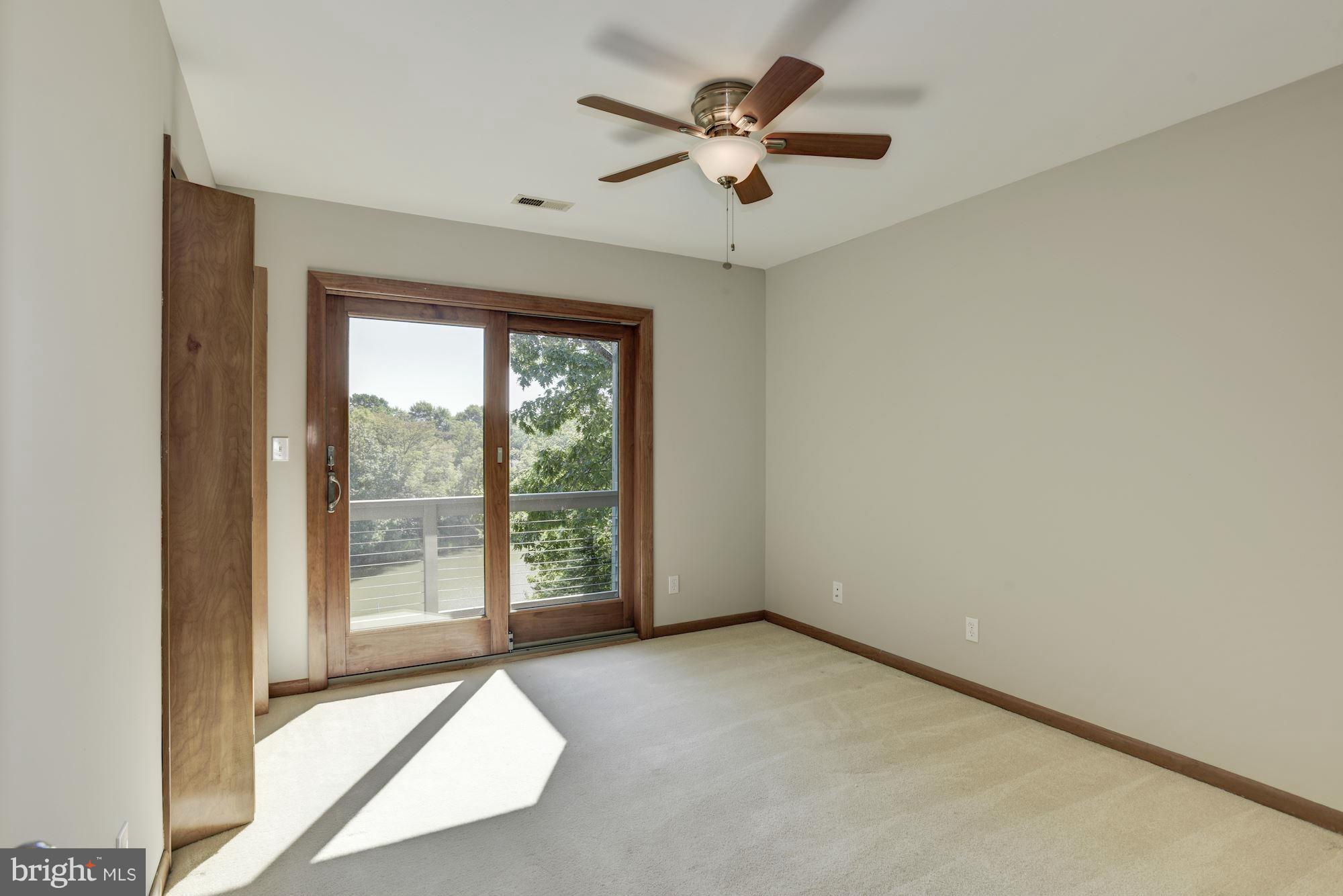 HILLSMERE ESTATES - Residential