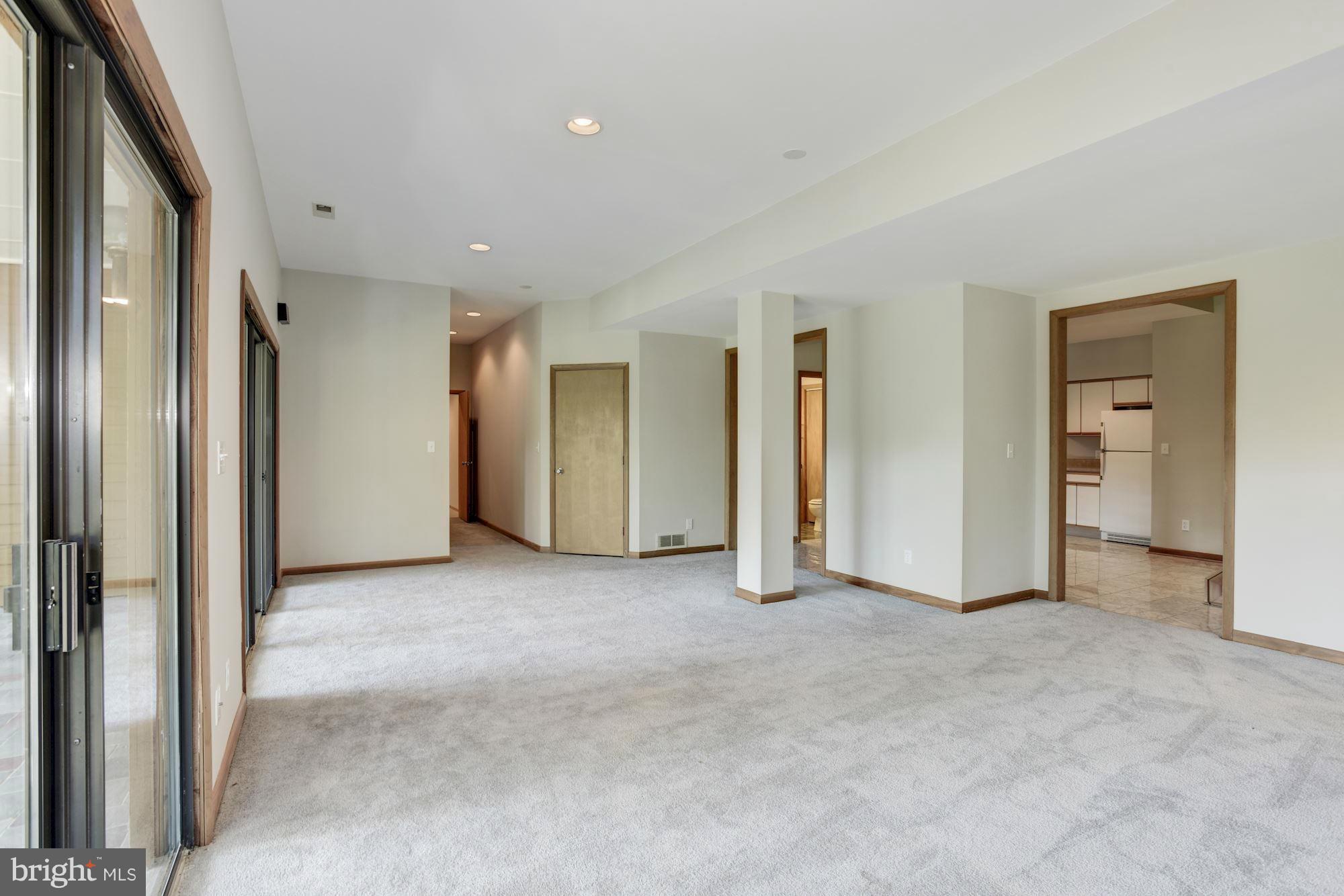 HILLSMERE ESTATES - Residential