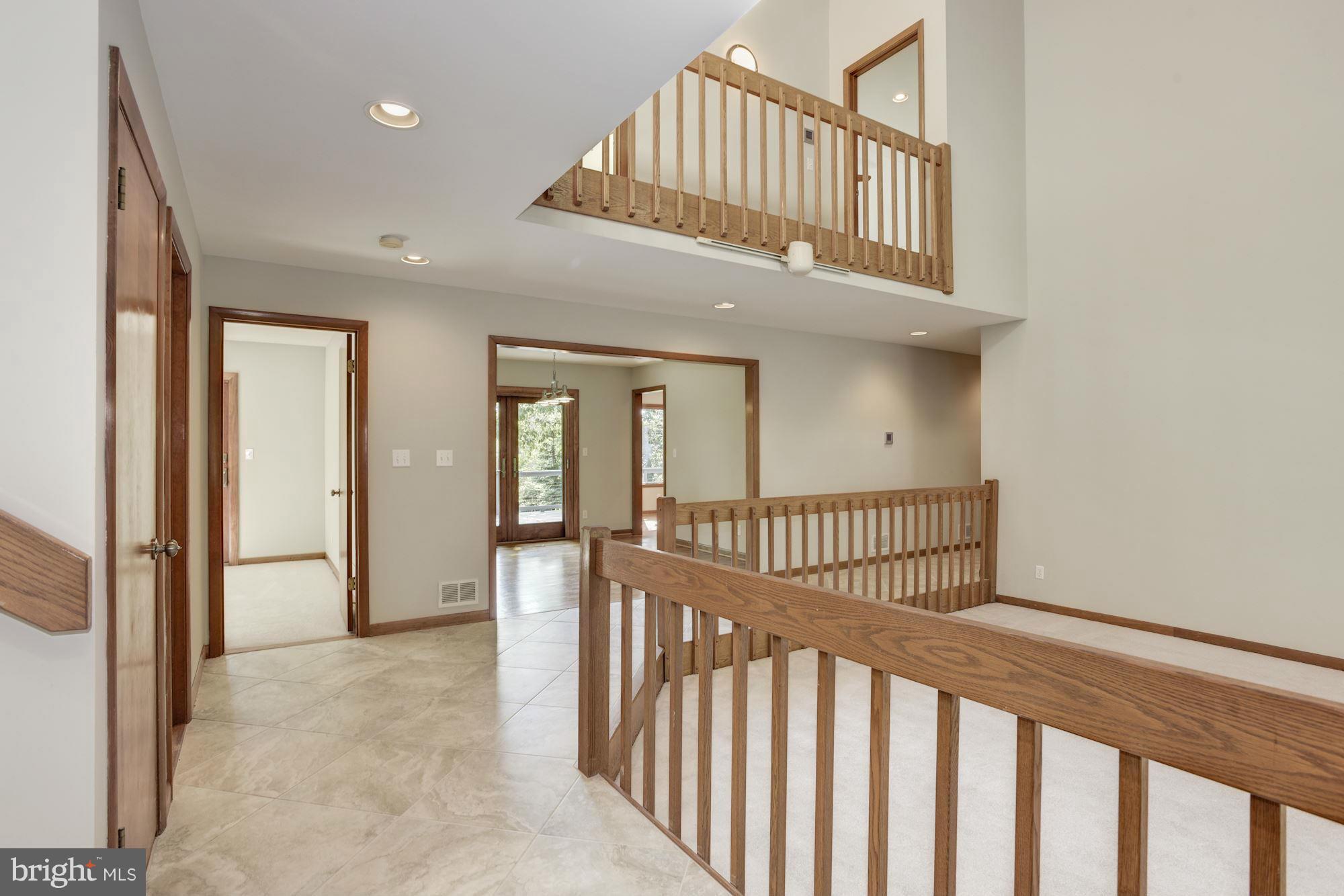 HILLSMERE ESTATES - Residential