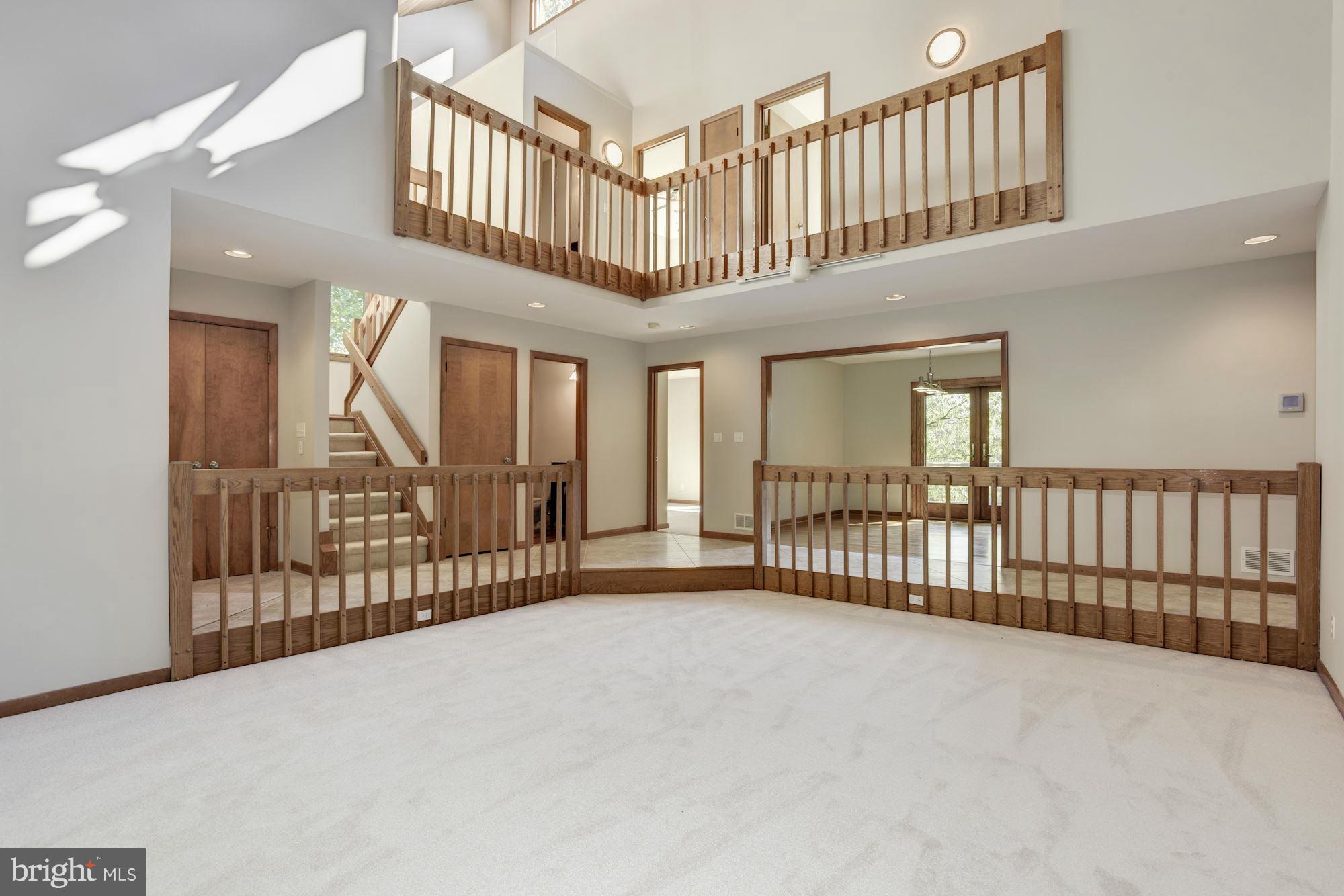 HILLSMERE ESTATES - Residential