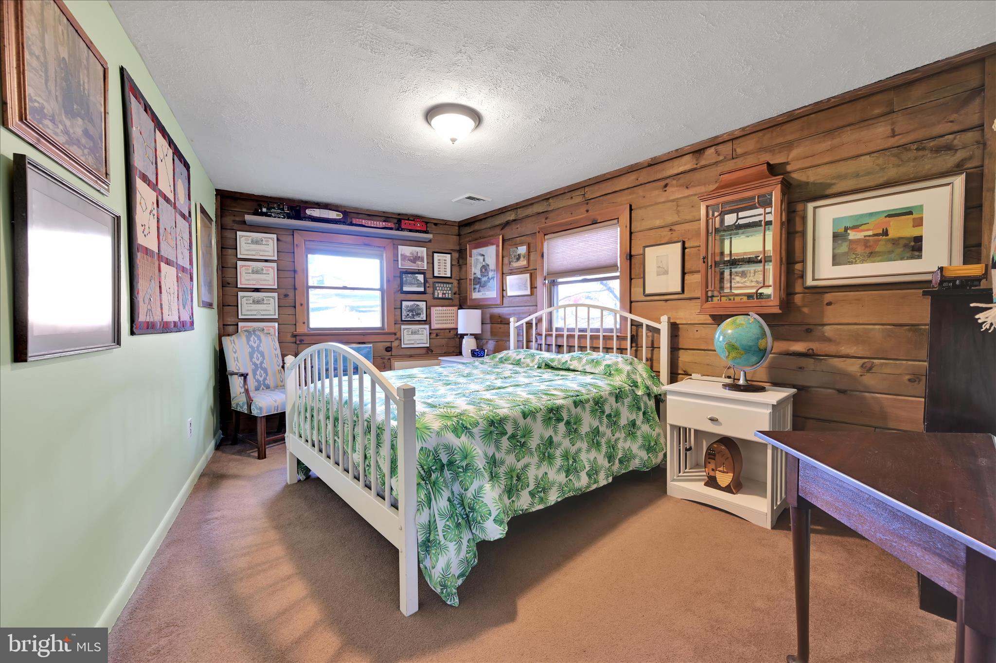 LAKE WYNONAH - Residential