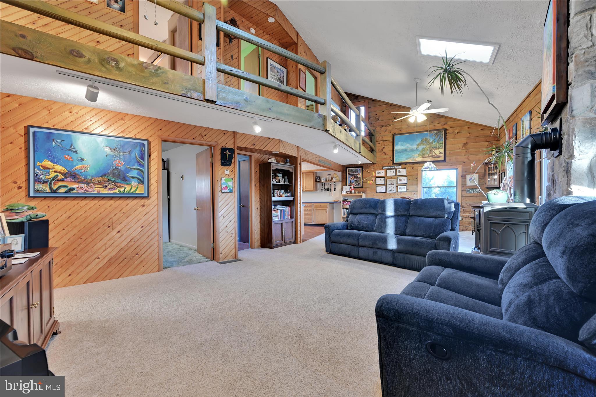 LAKE WYNONAH - Residential