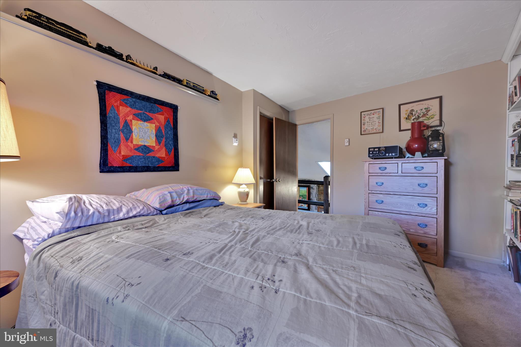 LAKE WYNONAH - Residential