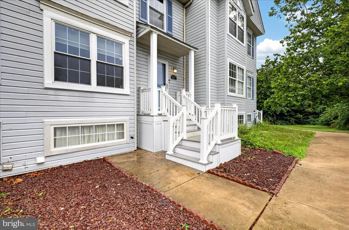 127 BUCKSON COURT