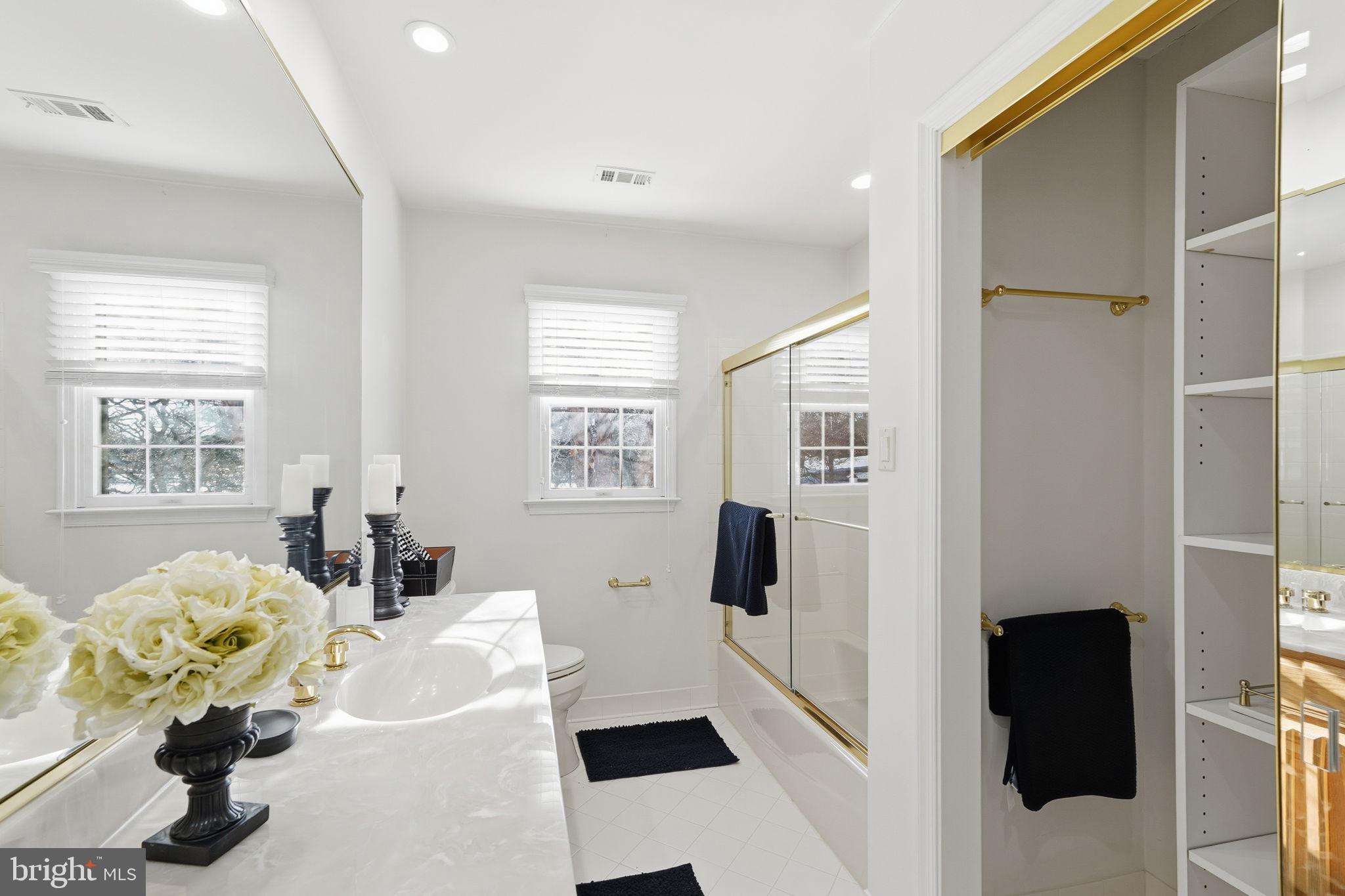 KALNASY - Residential