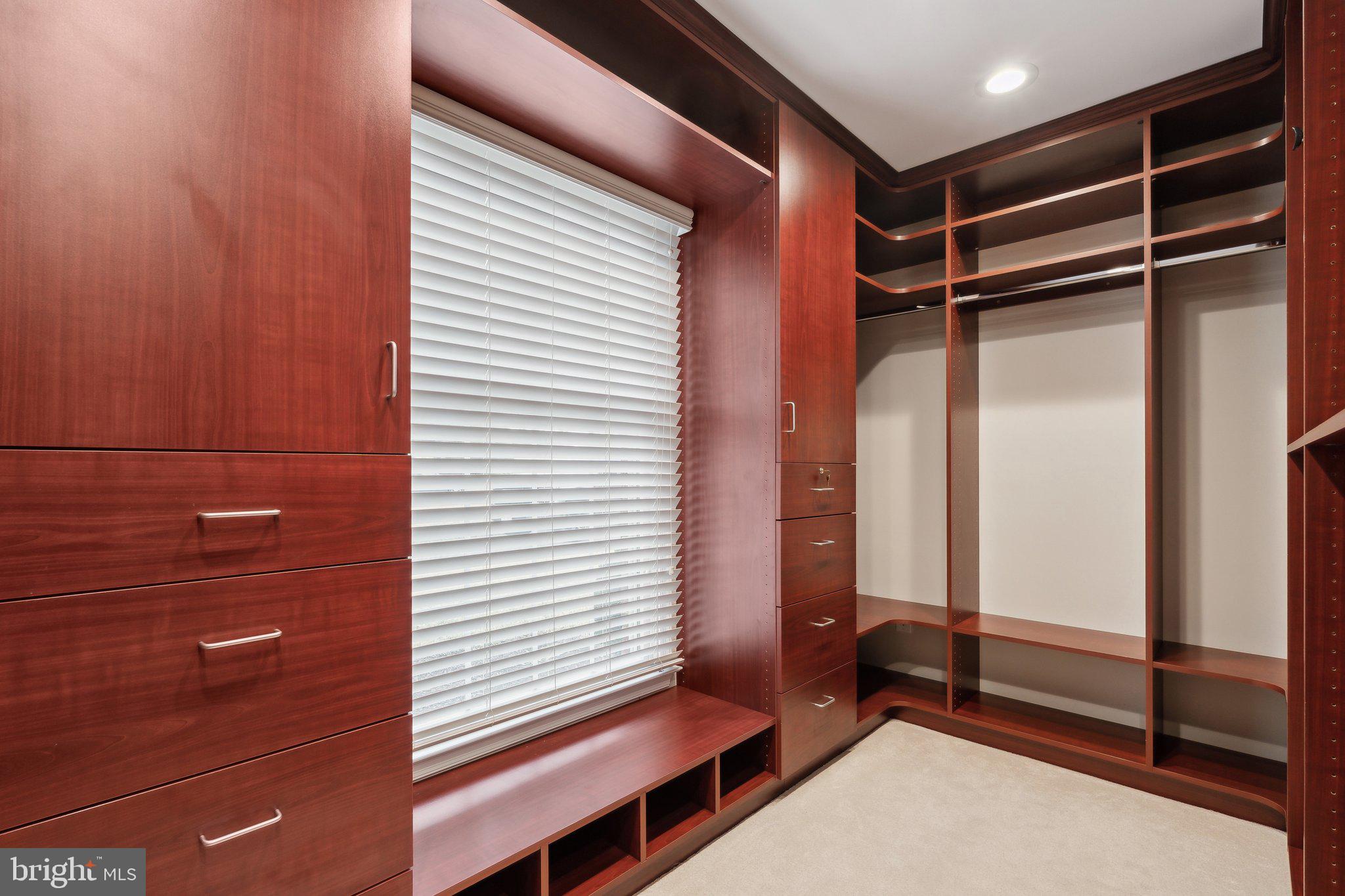 KALNASY - Residential