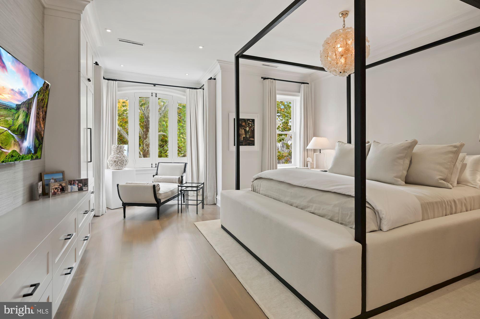 GEORGETOWN - Residential