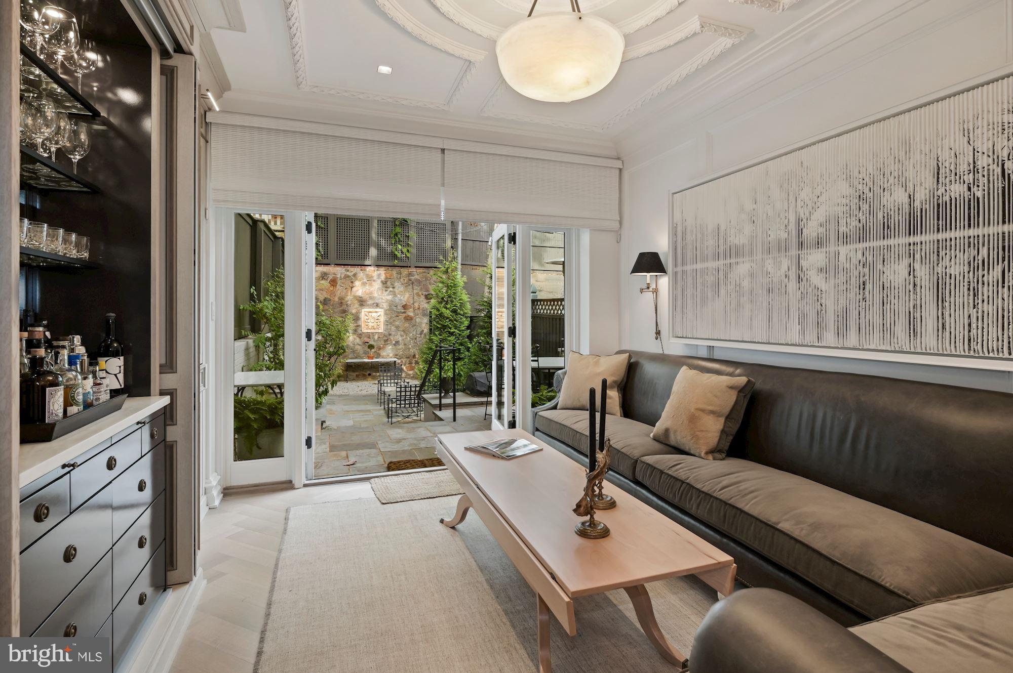 GEORGETOWN - Residential