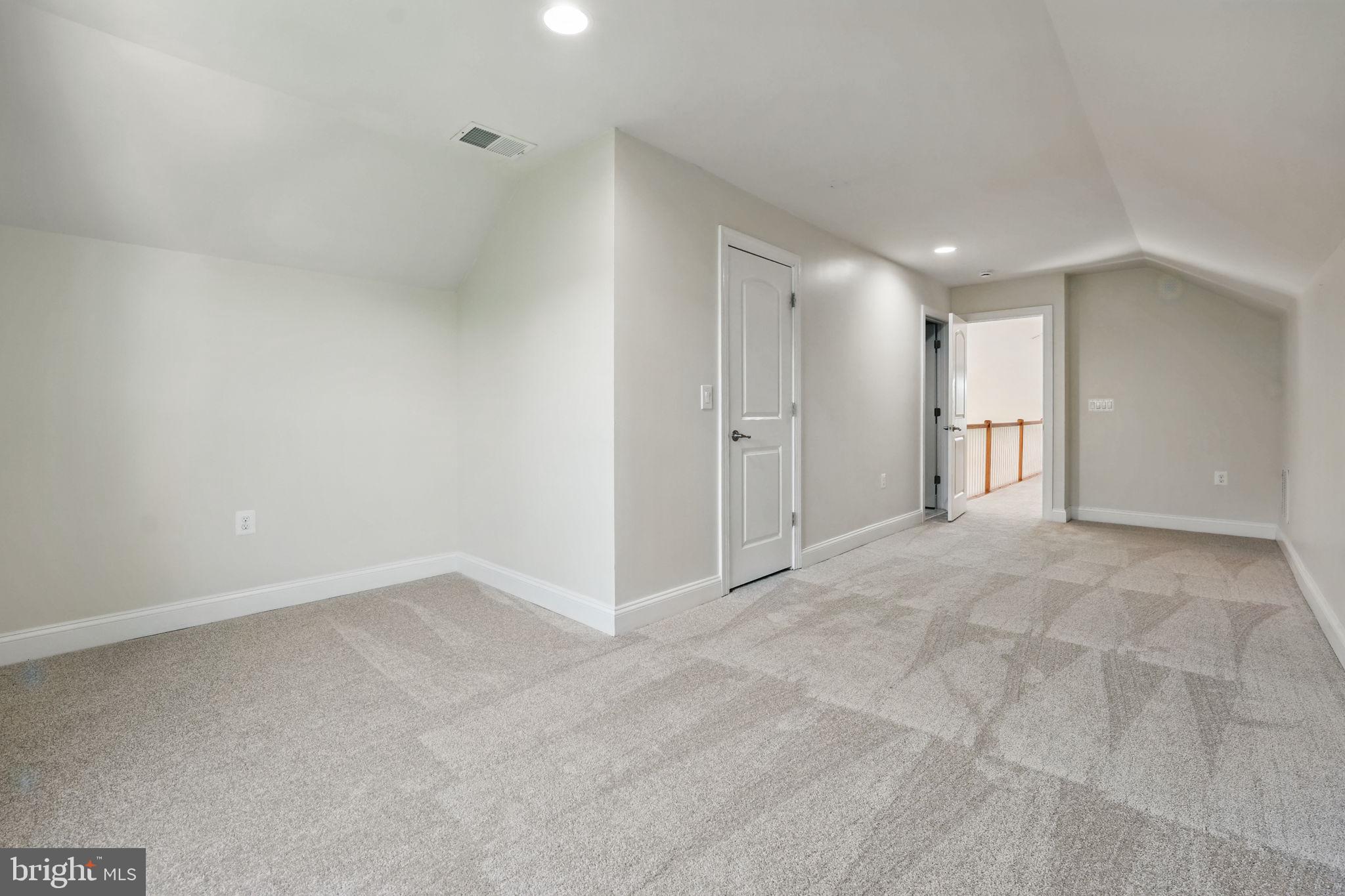 FAWN LAKE - Residential