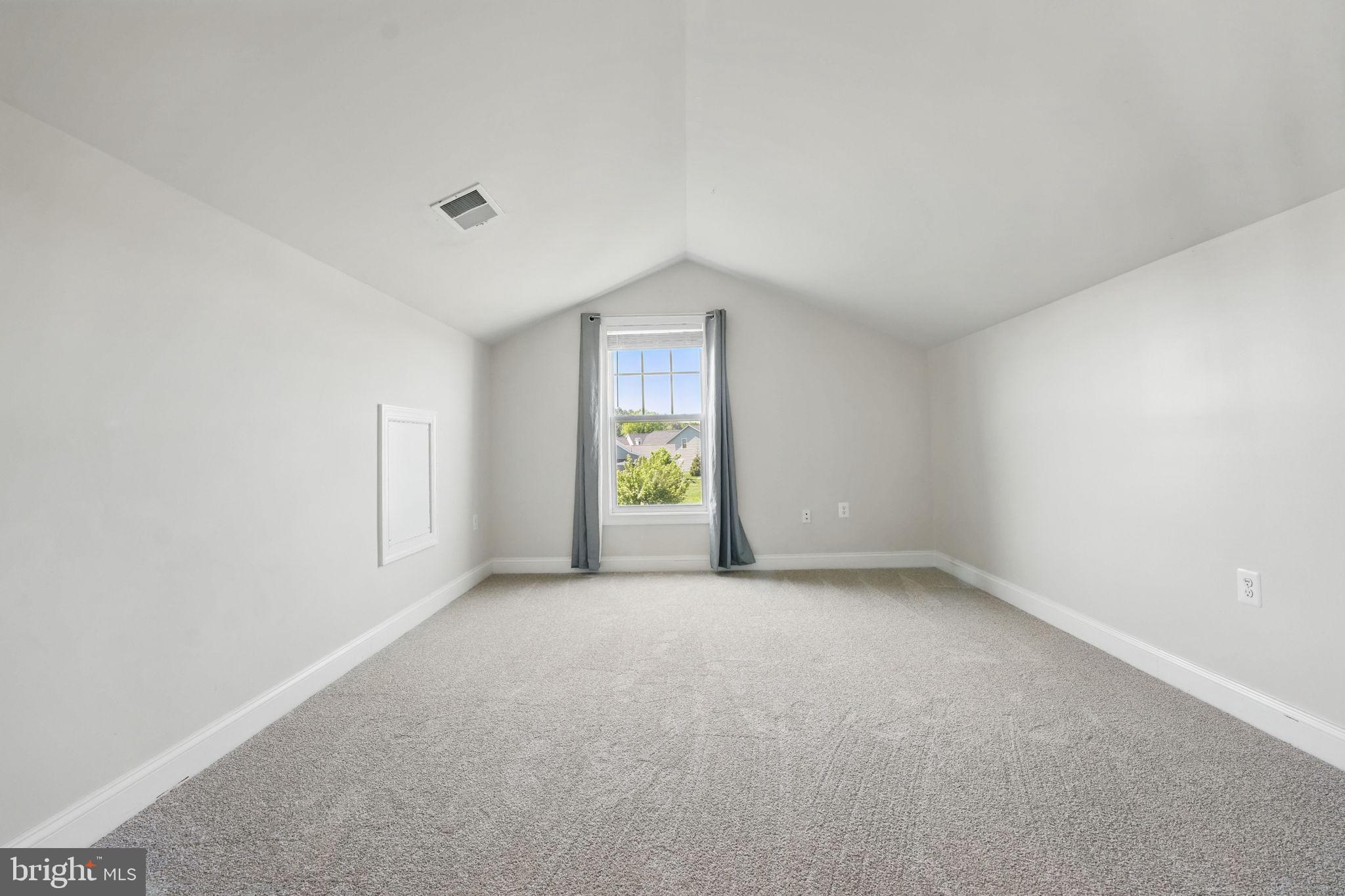 FAWN LAKE - Residential