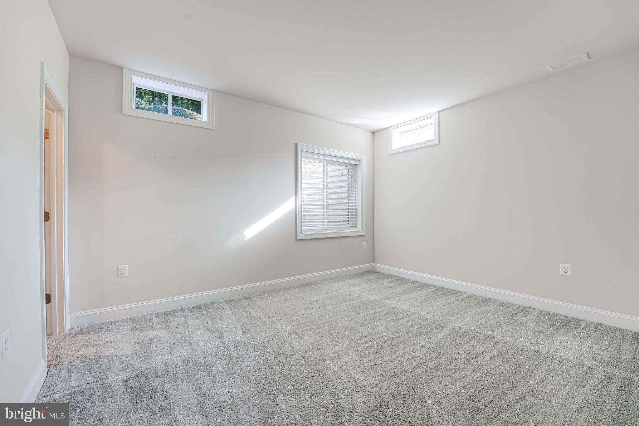 FAWN LAKE - Residential