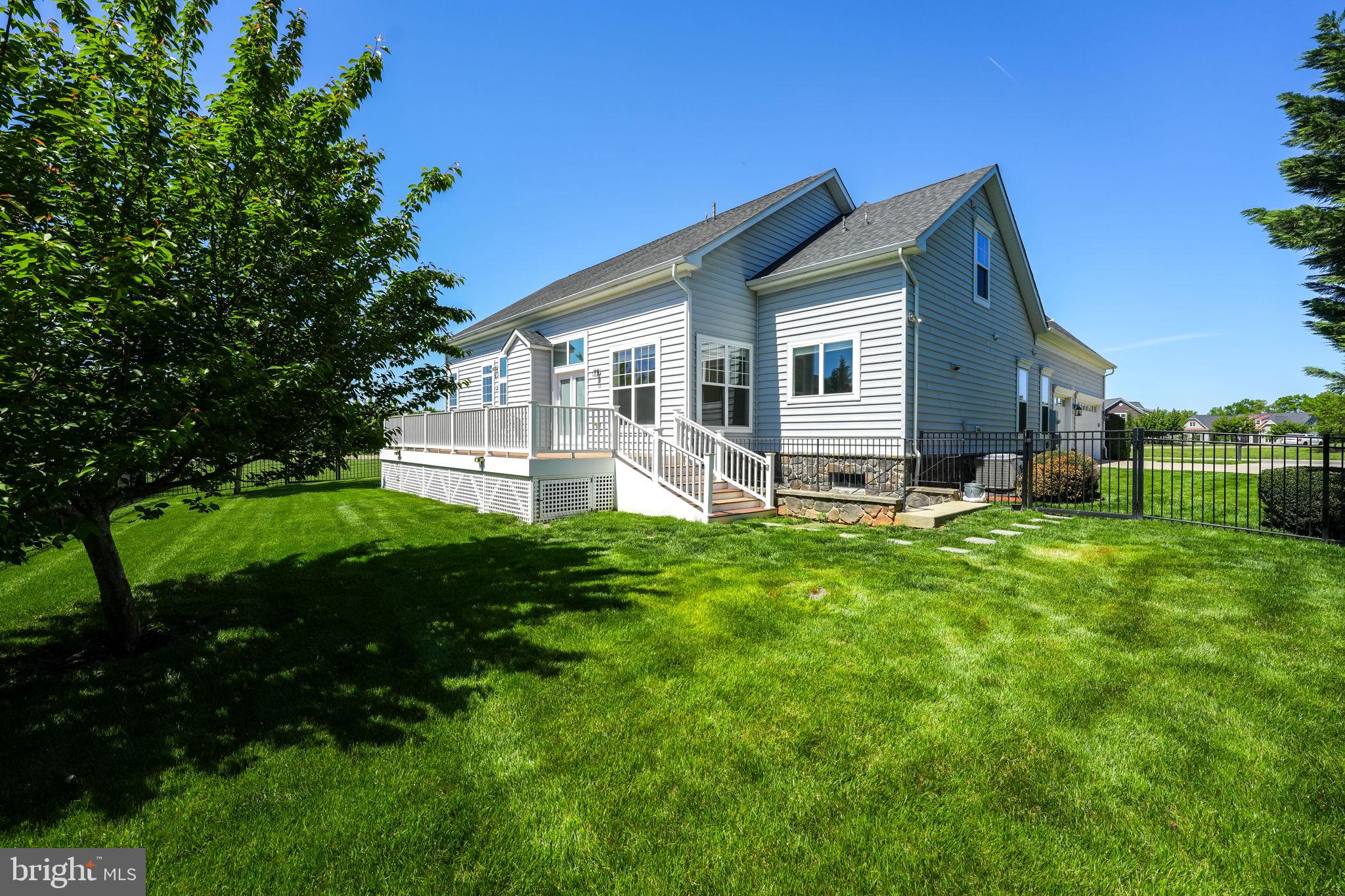 FAWN LAKE - Residential