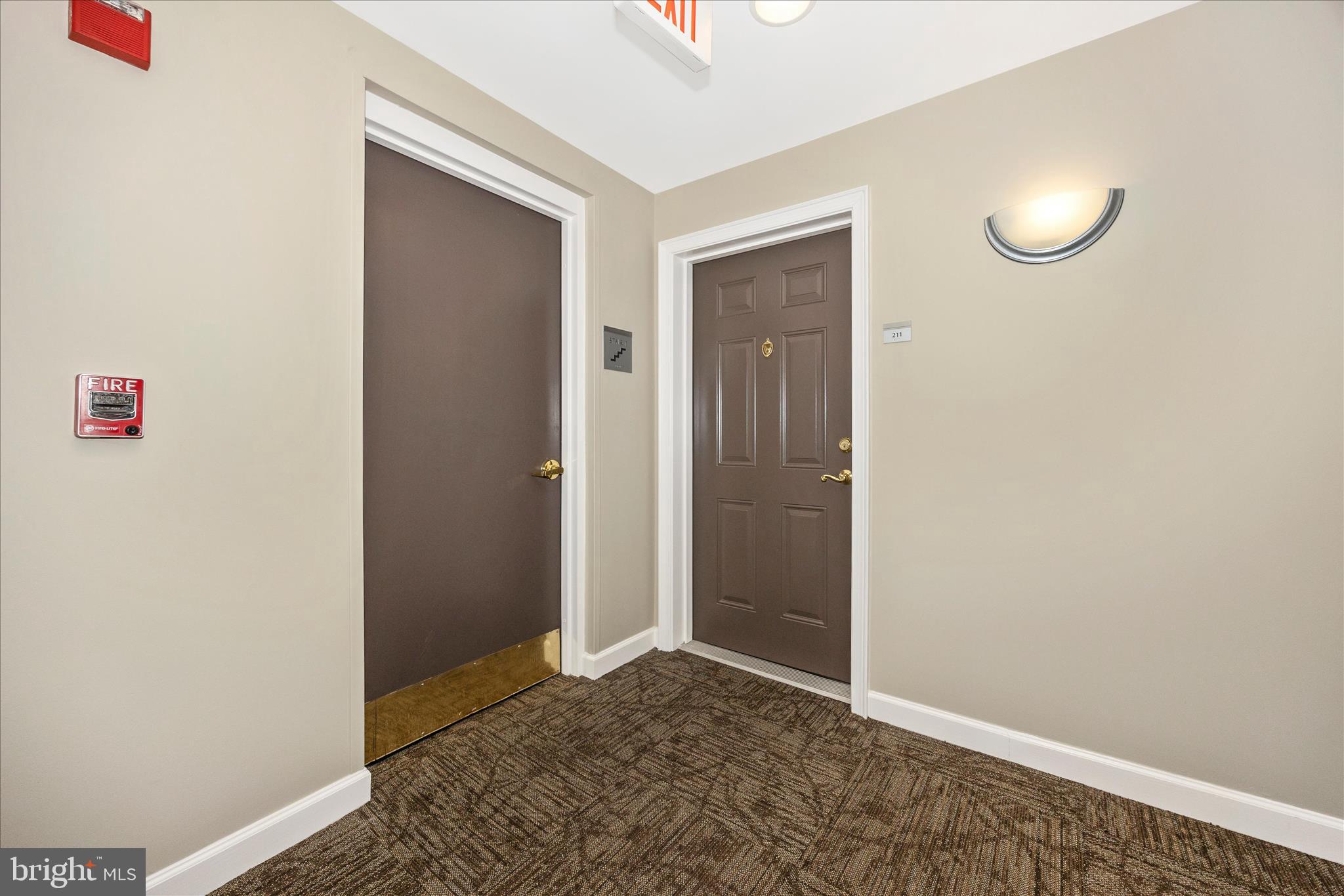 35 E ALL SAINTS STREET 211