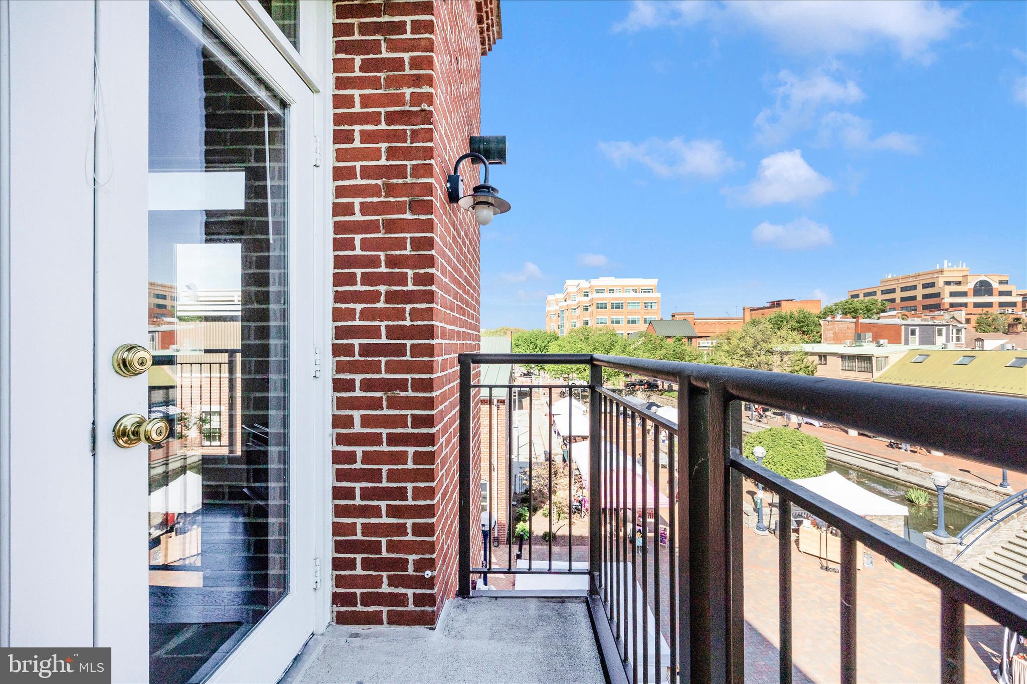 MAXWELL PLACE - Residential