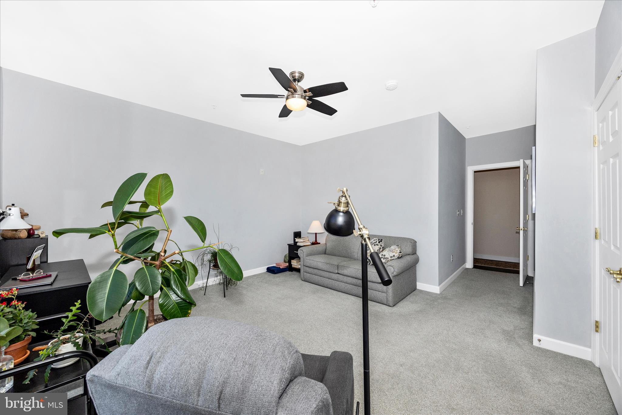 MAXWELL PLACE - Residential