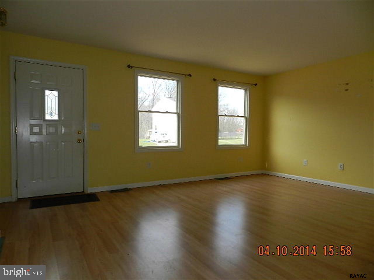 GOLDSBORO MANOR - Residential