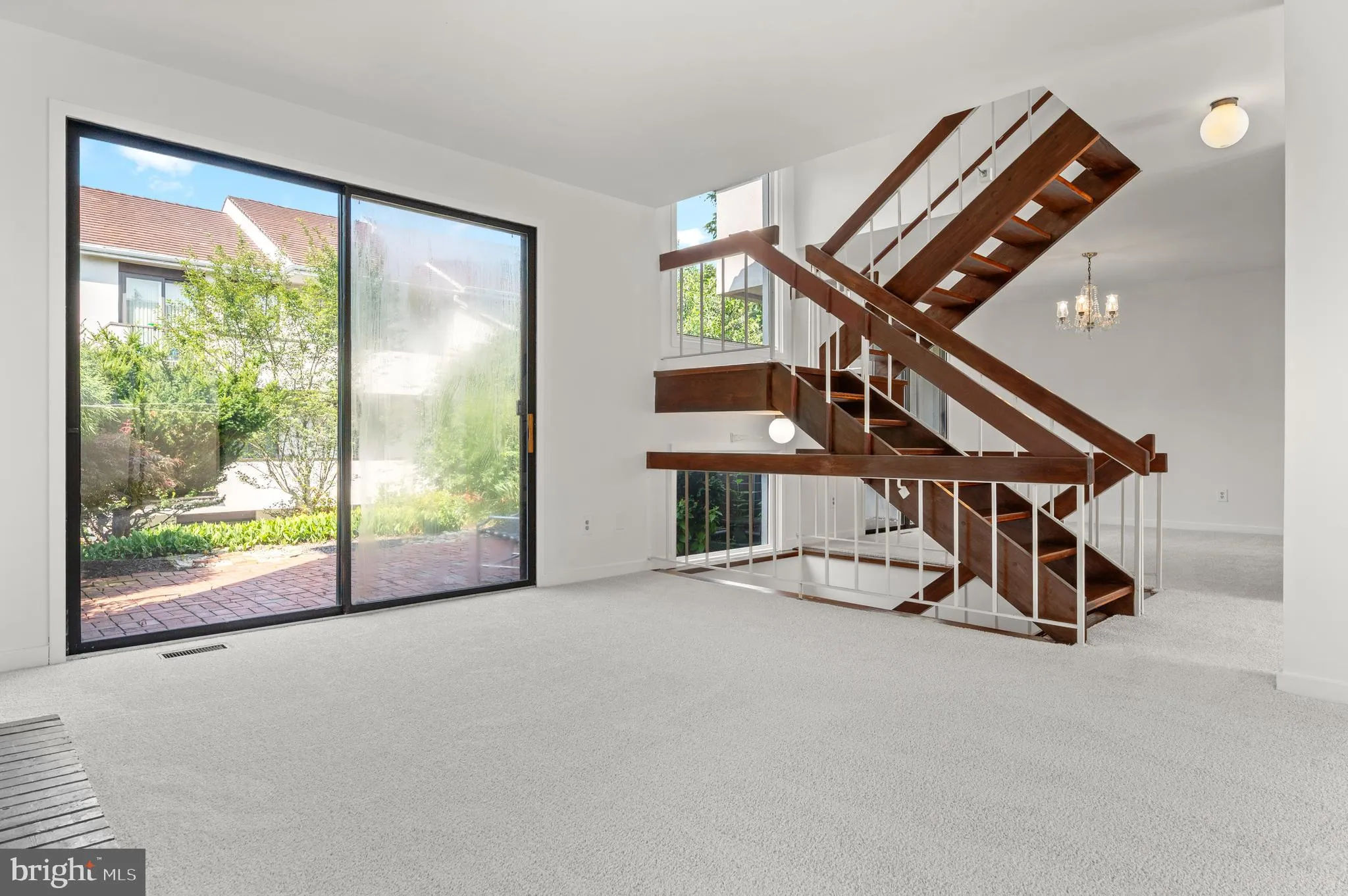 Devon, Pennsylvania 19333, United States, 3 Bedrooms Bedrooms, ,3 BathroomsBathrooms,Residential,Coming Soon,178619