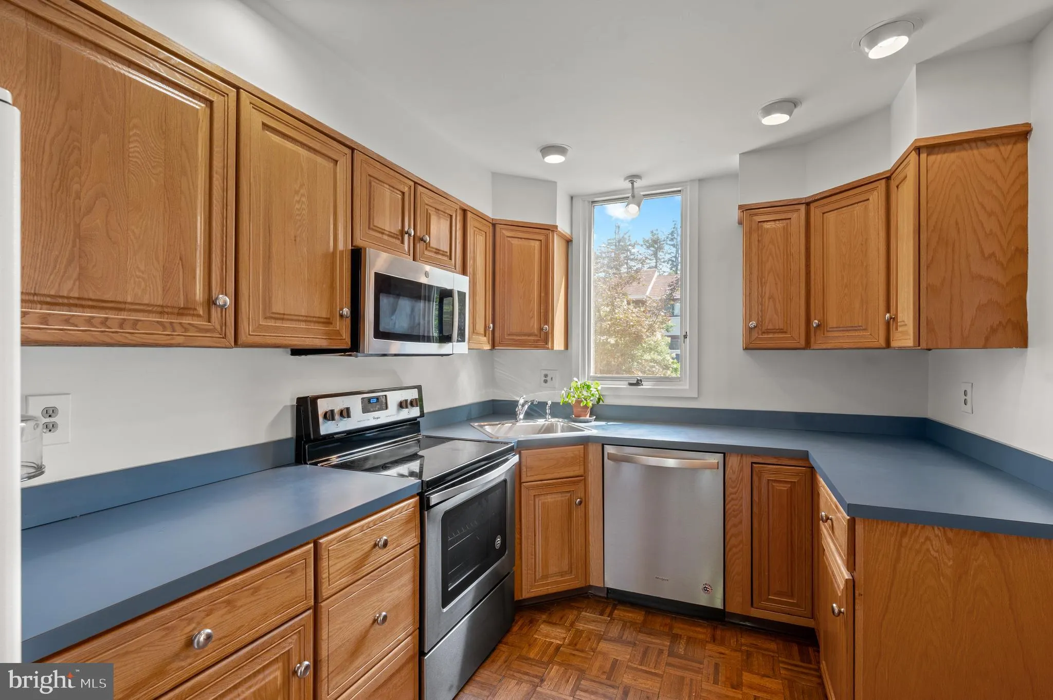 Devon, Pennsylvania 19333, United States, 3 Bedrooms Bedrooms, ,3 BathroomsBathrooms,Residential,Coming Soon,178619